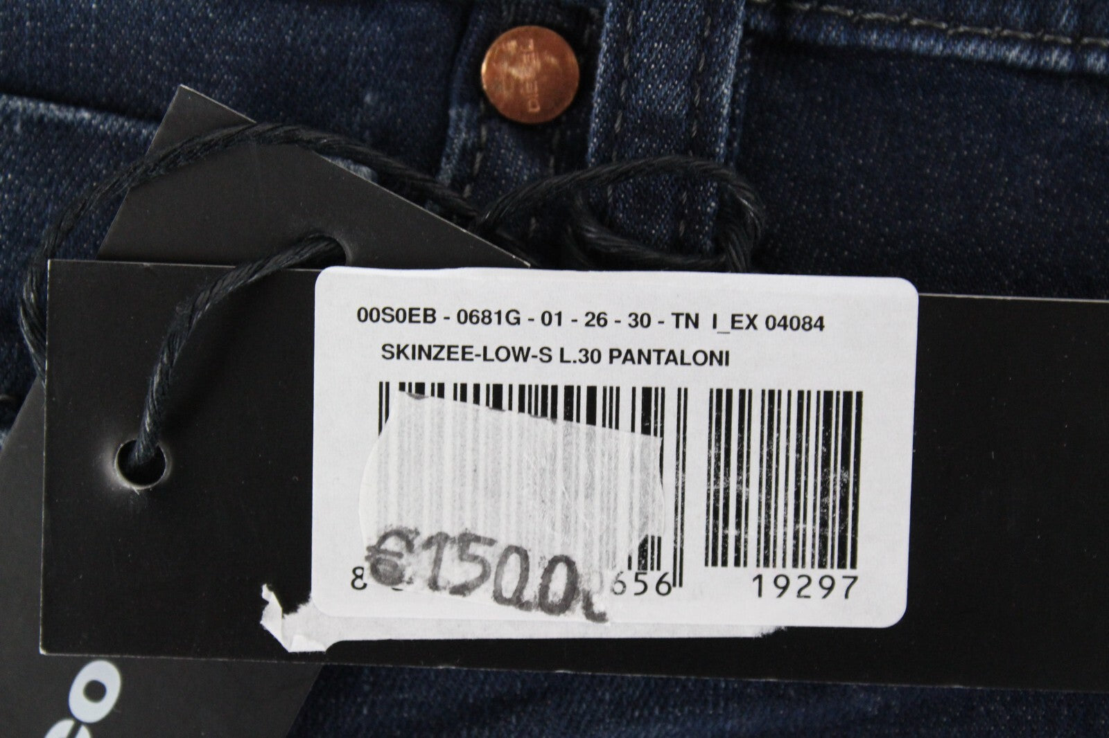 DIESEL Skinzee-Low-S 0681G moteriški itin ploni tamprūs džinsai W26/L30 