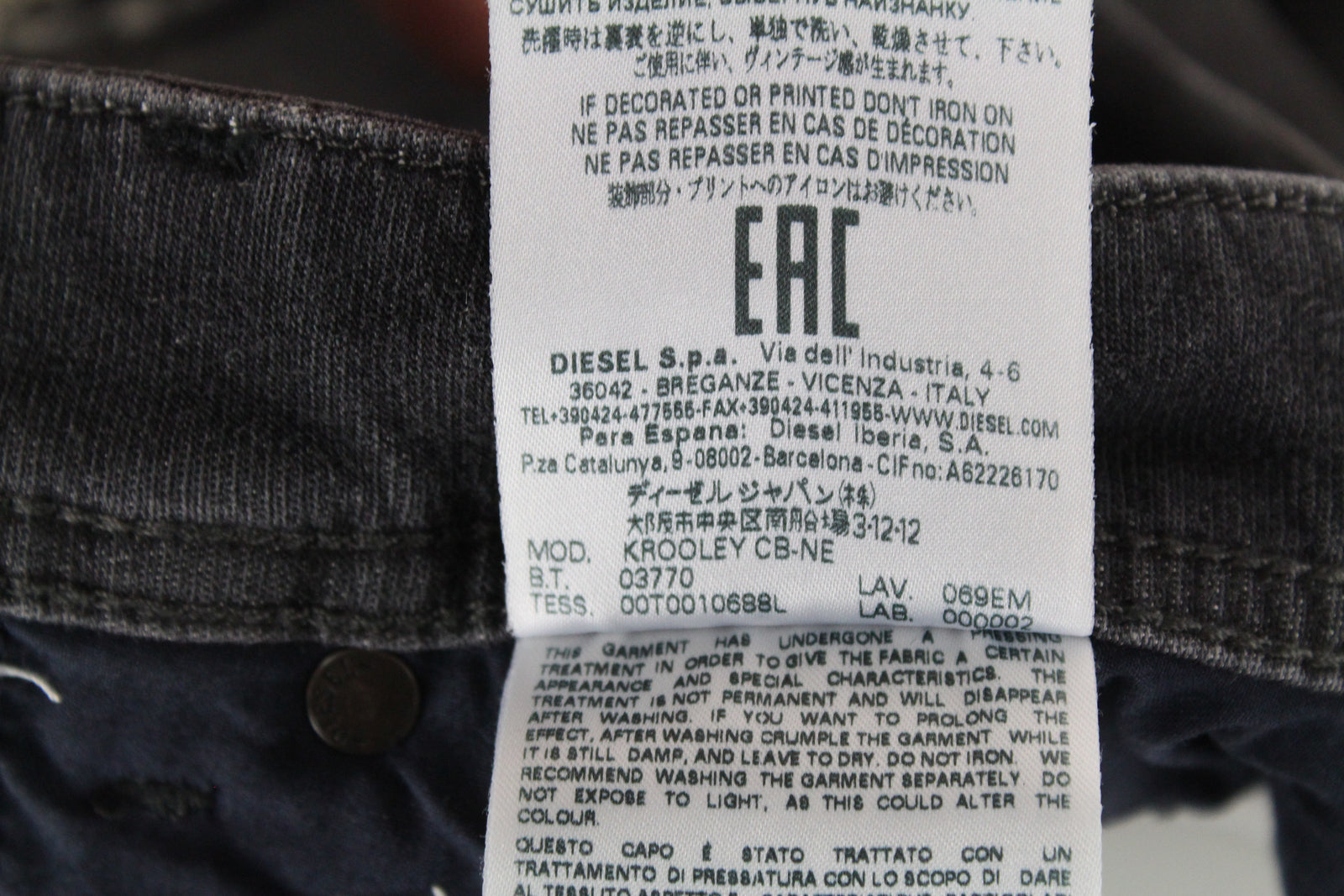 DIESEL Krooley CB-NE 069EM vyriški pilki jogginiai džinsai W28 apdriskę, ploni, morkų kirpimo 