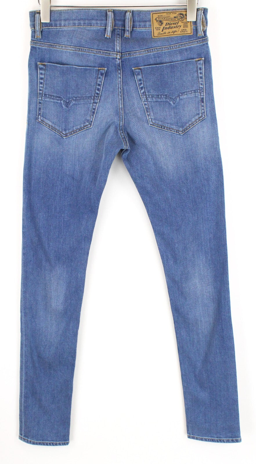 DIESEL Tepphar-X R8XA3 vyriški šviesiai mėlyni ploni morkų stiliaus džinsai su sagomis W30/L34 