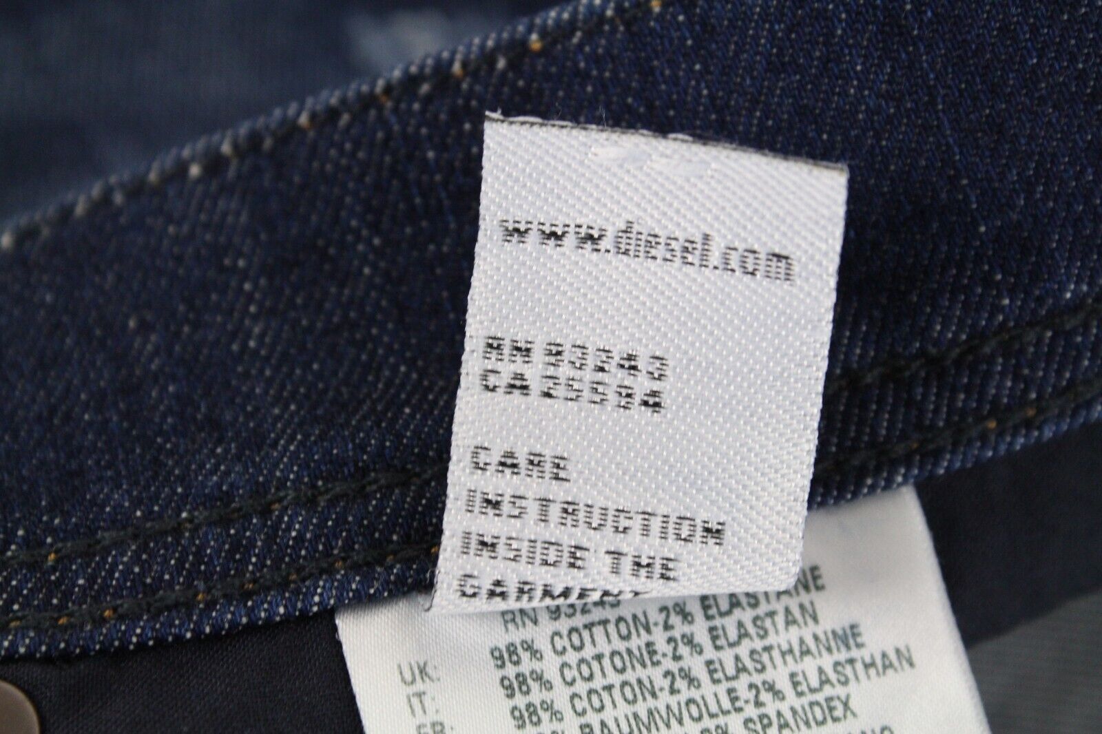 DIESEL Tepphar R7NA8 vyriški mėlyni apdriskę ploni morkų rašto džinsai W29/L32 mažai tamprūs 