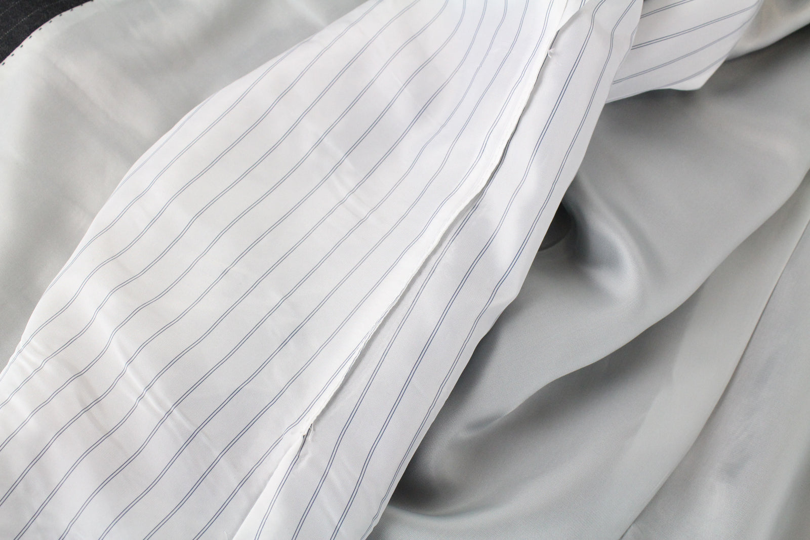 SUITSUPPLY Lazio Men's Striped Wool Suit UK40L 2-Piece Slim Cut Blazer Waistcoat