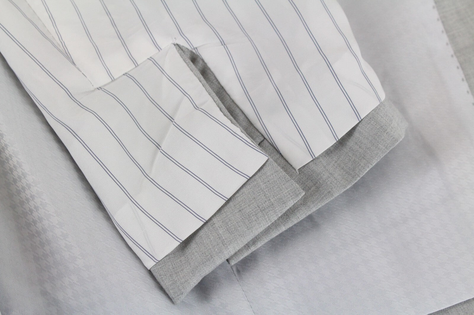 SUITSUPPLY La Spalla Men's Grey Melange Wool Suit UK36R 2-Piece Notch Lapel