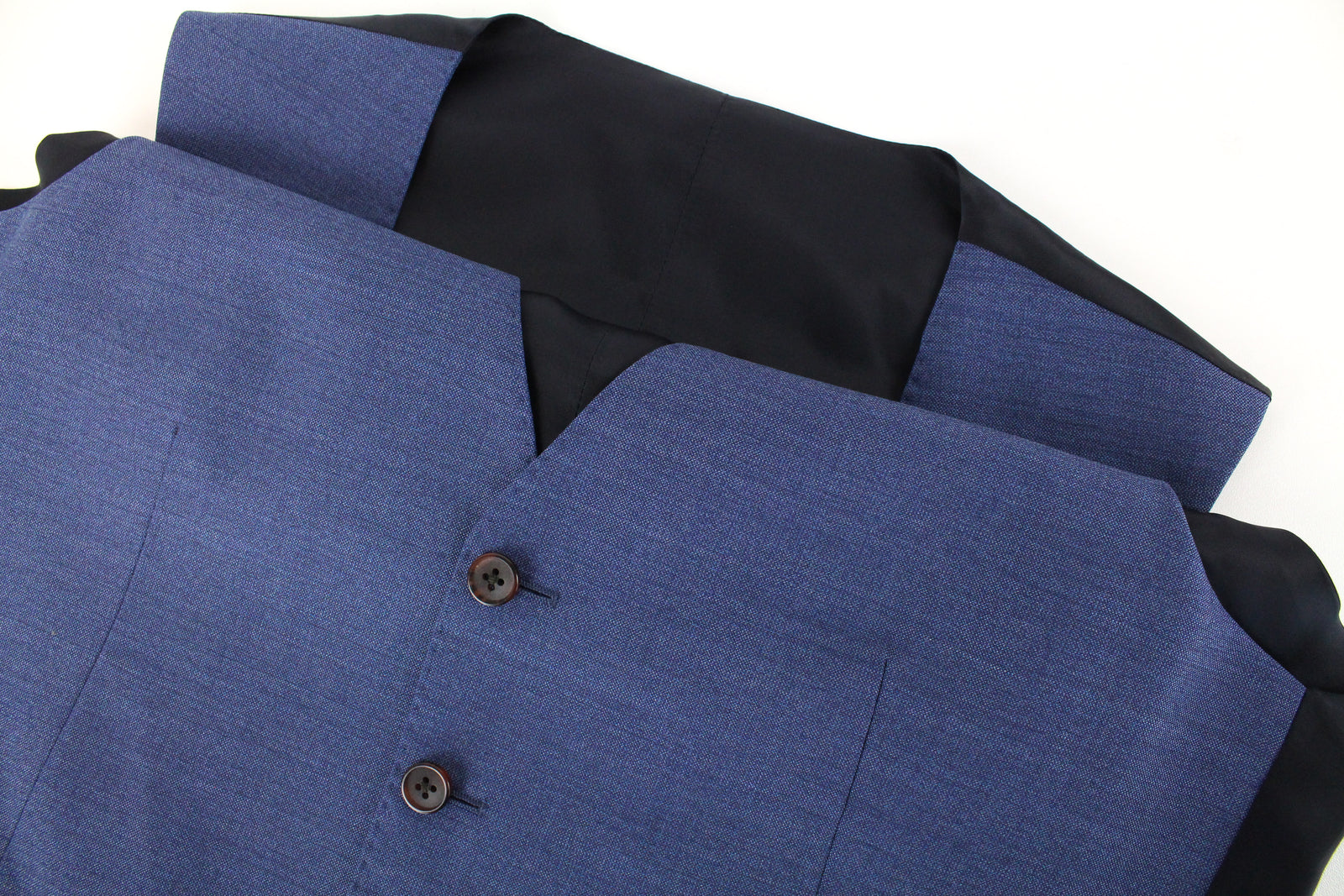 SUITSUPPLY Ferrara vyriška šviesiai mėlyna melanžo vilnonė liemenė UK38R su V formos iškirpte ir pamušalu 