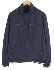 TOMMY HILFIGER vyriška striukė XL dydžio, tamsiai mėlyna, su užtrauktuku, aukšta apykakle, lengva, tinklelio pamušalu. 