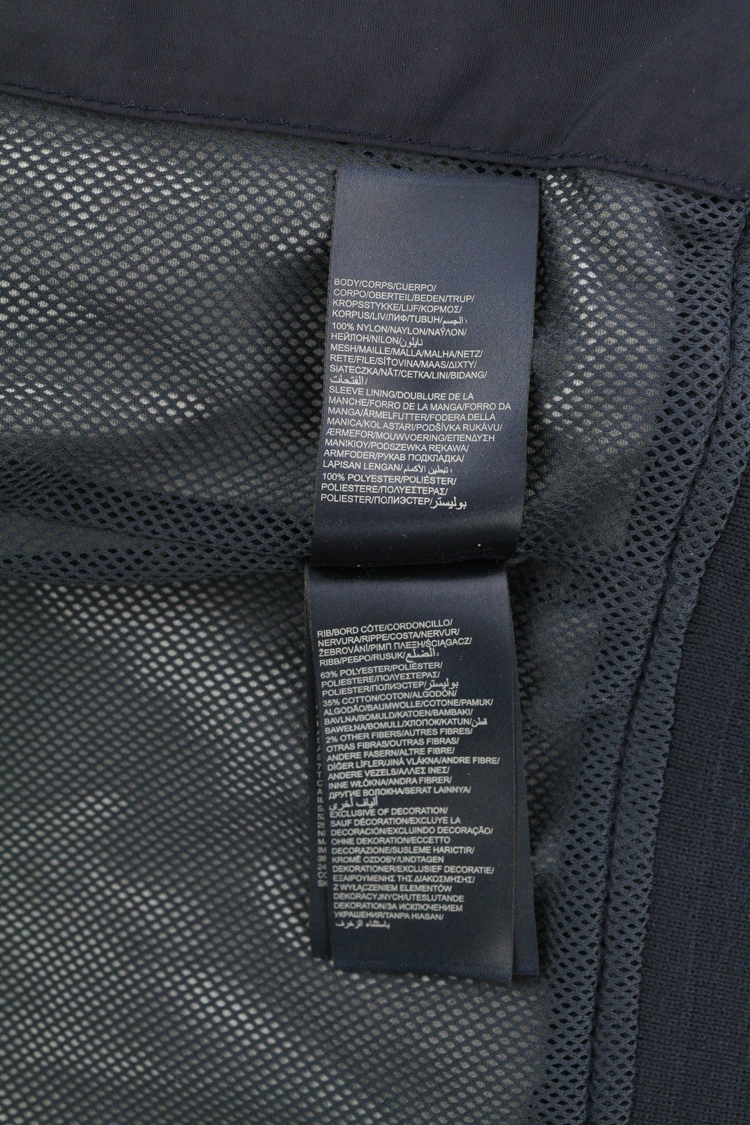 TOMMY HILFIGER vyriška striukė XL dydžio, tamsiai mėlyna, su užtrauktuku, aukšta apykakle, lengva, tinklelio pamušalu. 