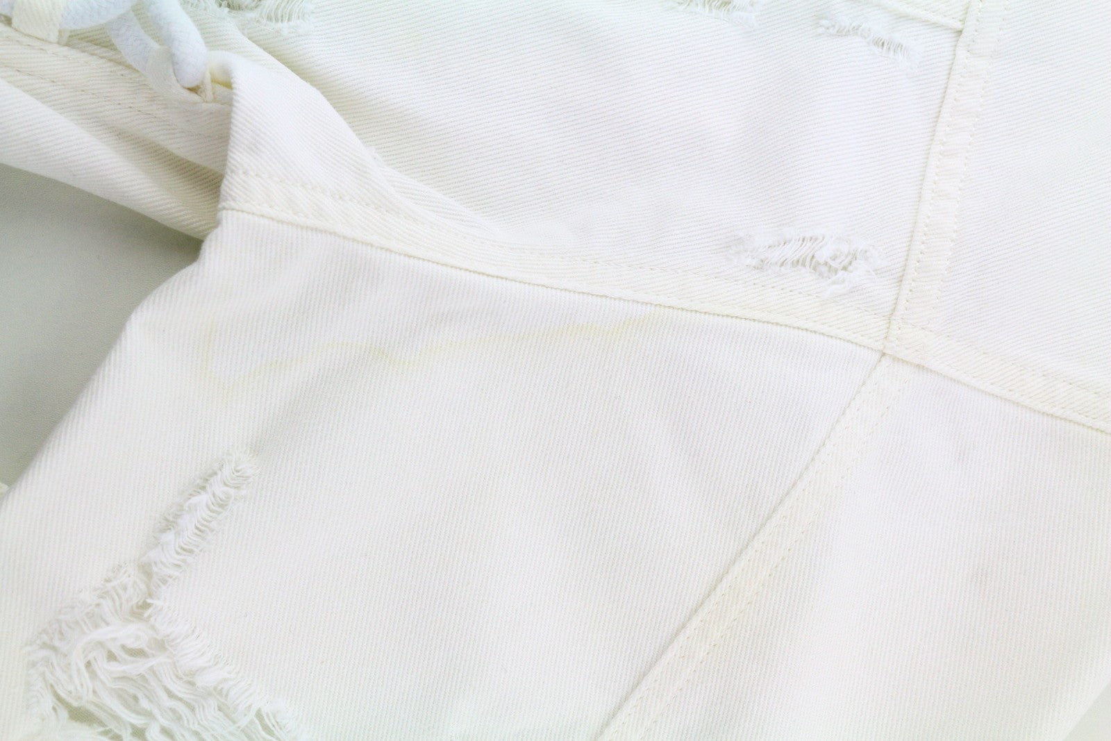 DIESEL Electronic Tekno Ravers moteriška striukė S, balta, džinsinė, su plėšyta sagute 