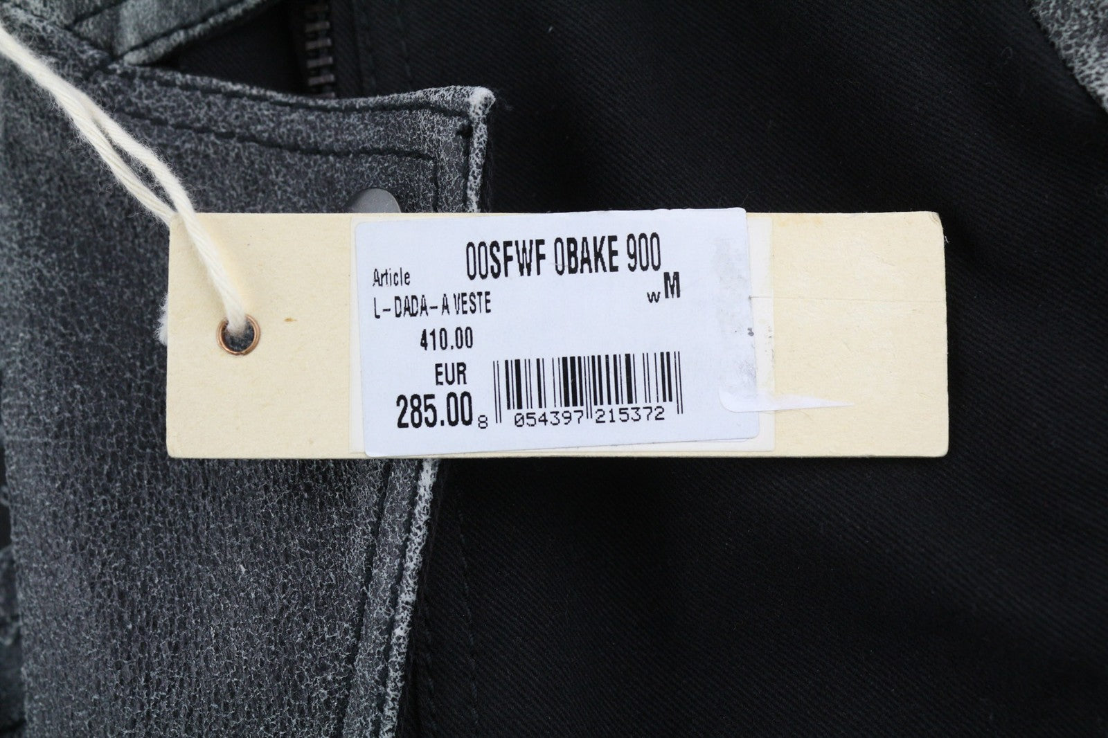 DIESEL L-Dada-A moteriška striukė M, tamsi, skalbtos ožkos odos, asimetrinis užtrauktukas, rekomenduojama kaina – 410 € 