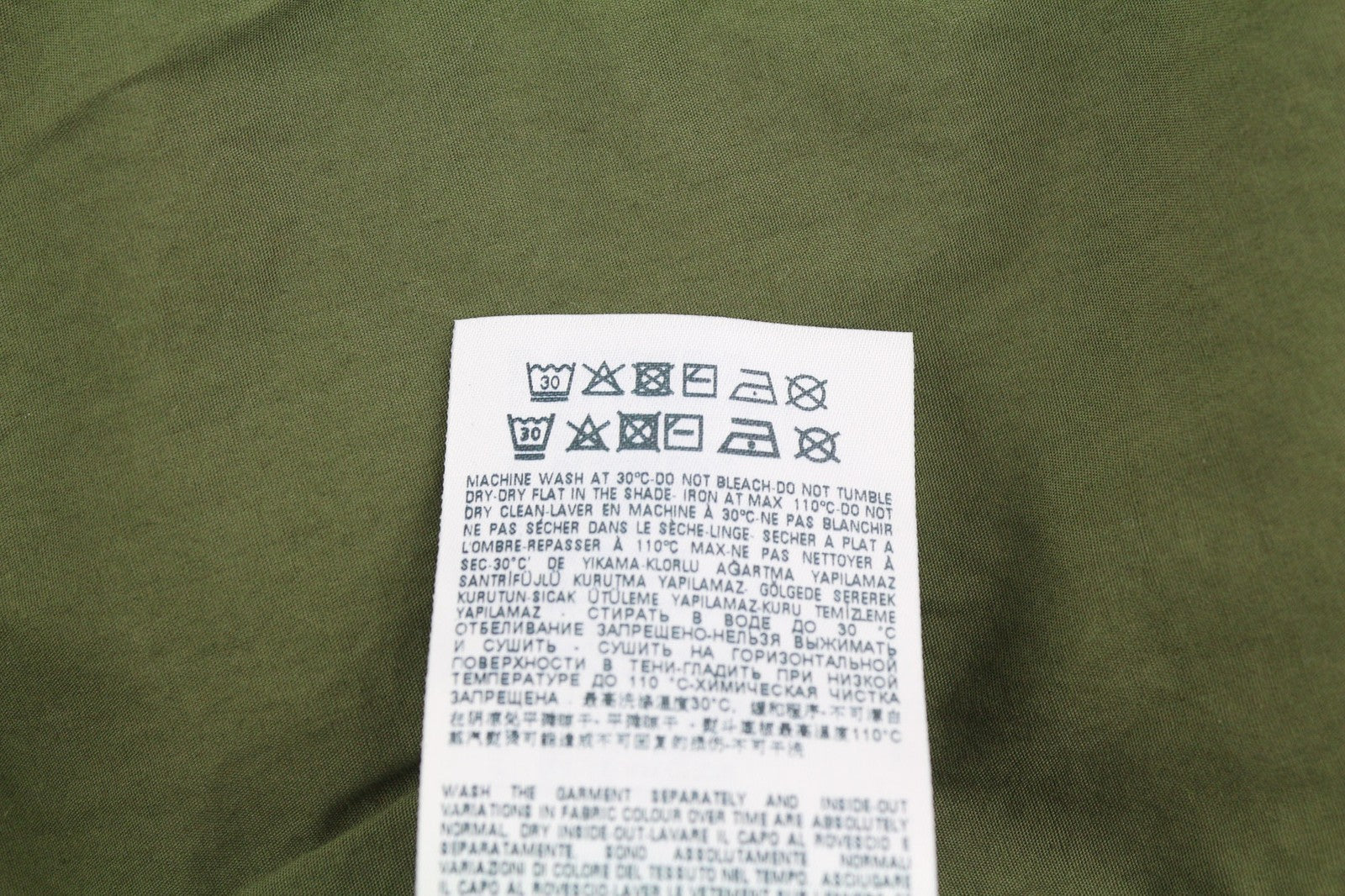 DIESEL G-Claudia moteriška striukė S, chaki spalvos, žalia, lininio audinio, su raišteliu juosmenyje. 