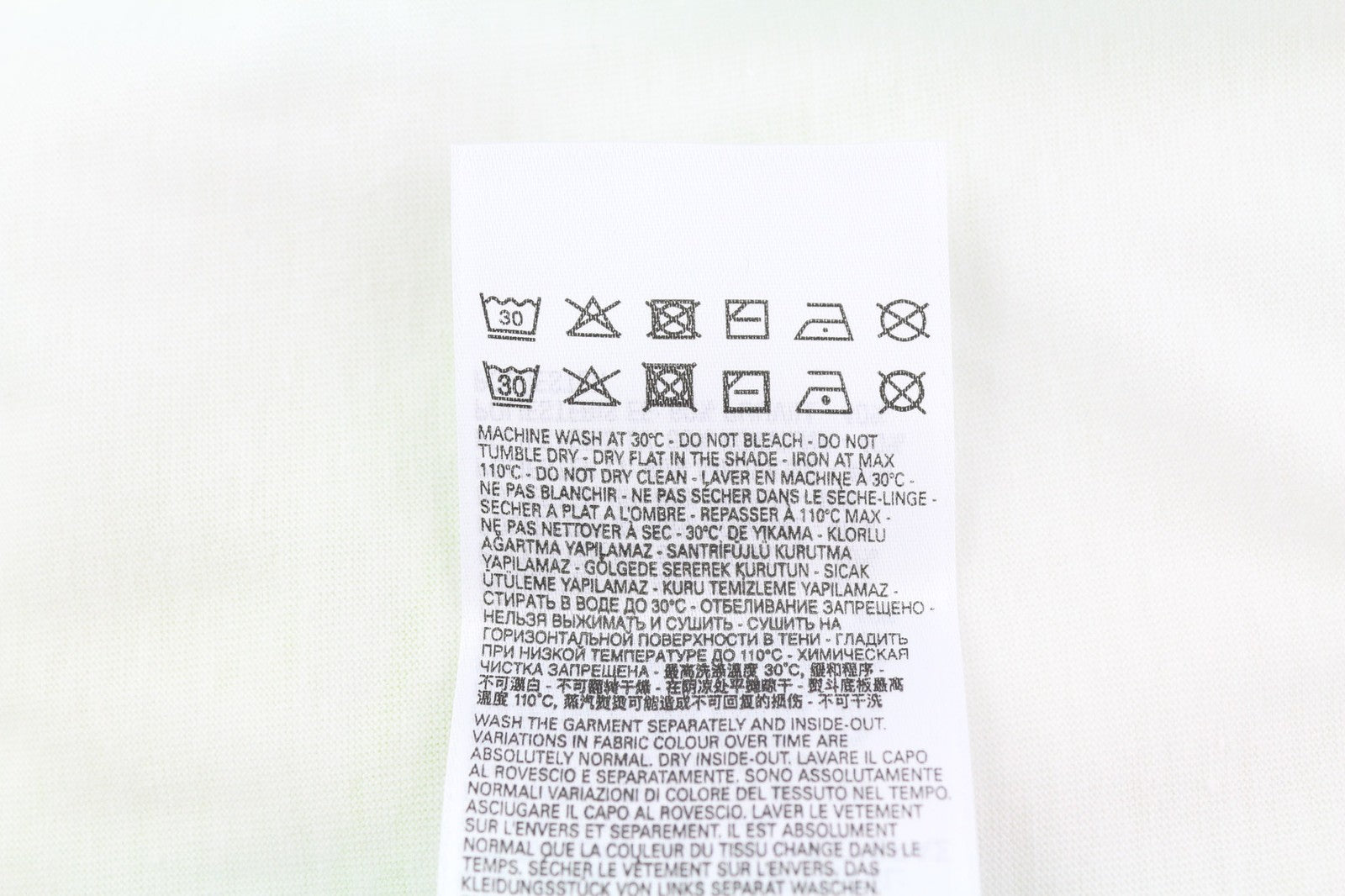 DIESEL T-Just-E19 vyriški marškinėliai XL dydžio, trumpomis rankovėmis, apvalia apykakle, priekyje, balti.