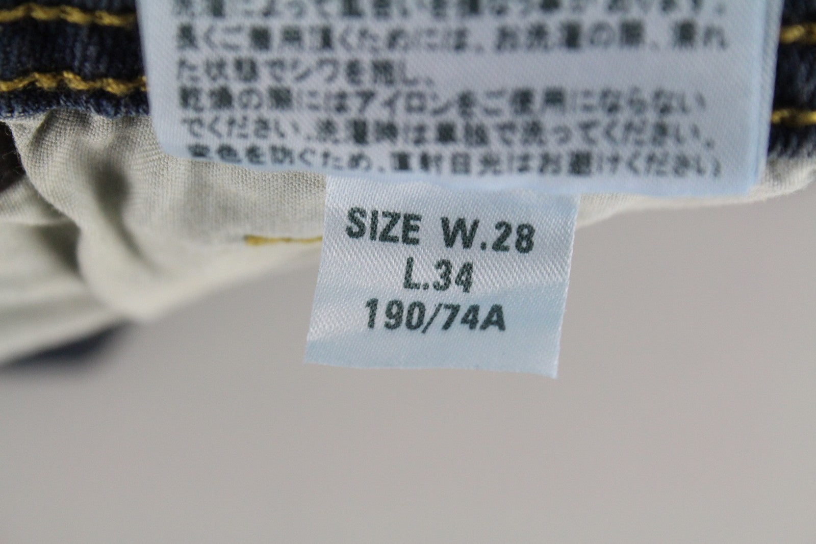 DIESEL Troxer R9CG6 vyriški džinsai W28/L34 tamsiai mėlyni, aptempti, ploni, medvilniniai 