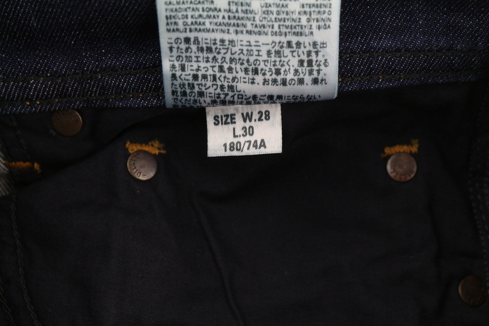 DIESEL Tepphar R7NA8 Men Jeans W28/L30 Slim Carrot Fit Stretch Distress Blue