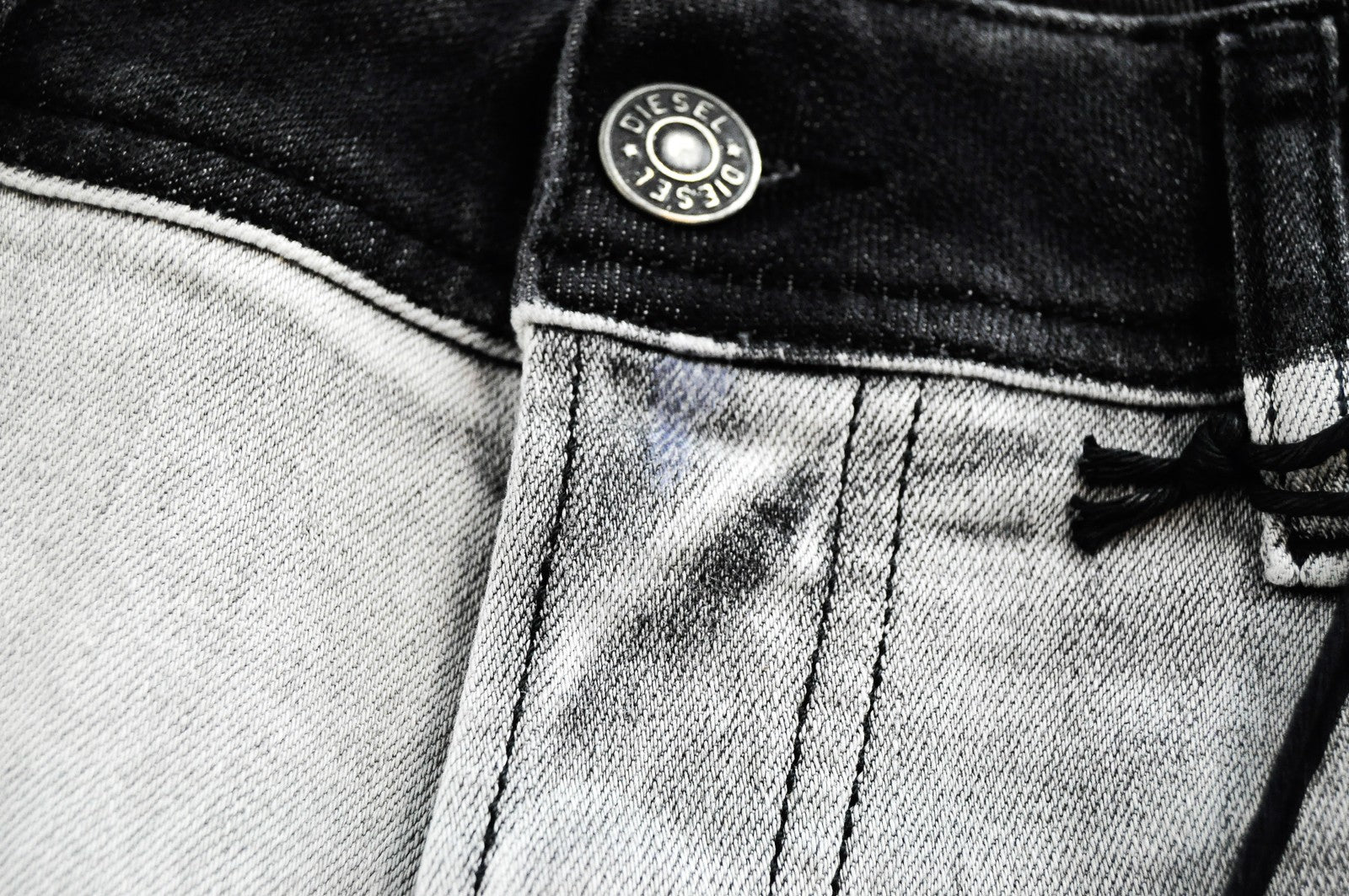 DIESEL Sleenker-X-SP 082AX vyriški džinsai W33/L32 pilki, ploni, aptempti medvilniniai džinsai 