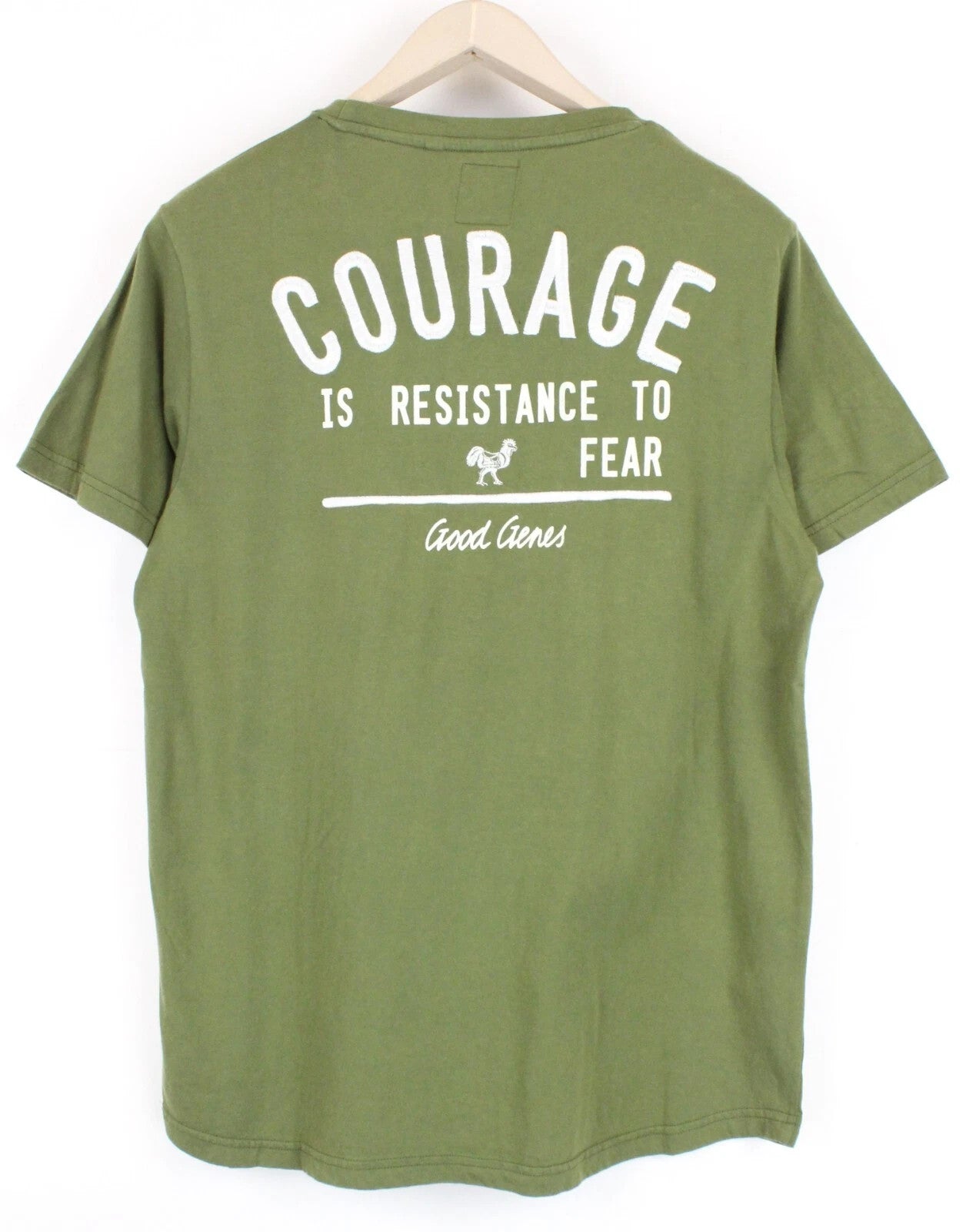 GOOD GENES vyriški marškinėliai M su chaki spalvos apvalia kaklo iškirpte ir gaidžio logotipu 