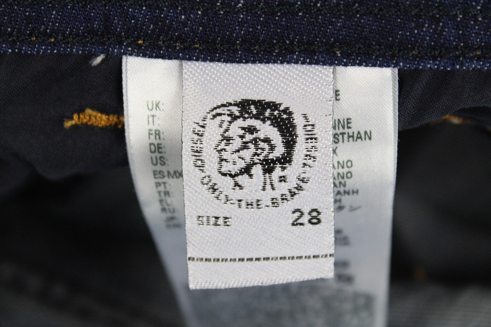 DIESEL Waykee R7NA8 vyriški džinsai W28 L30 tiesaus kirpimo, mėlyni, tamprūs medvilniniai džinsai 