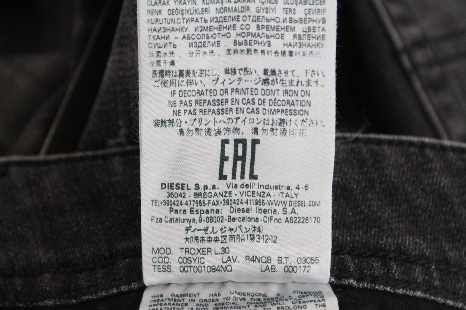 DIESEL Troxer R4NQ8 vyriški džinsai W31 L30 pilki, ploni, skalbti, tamprūs 