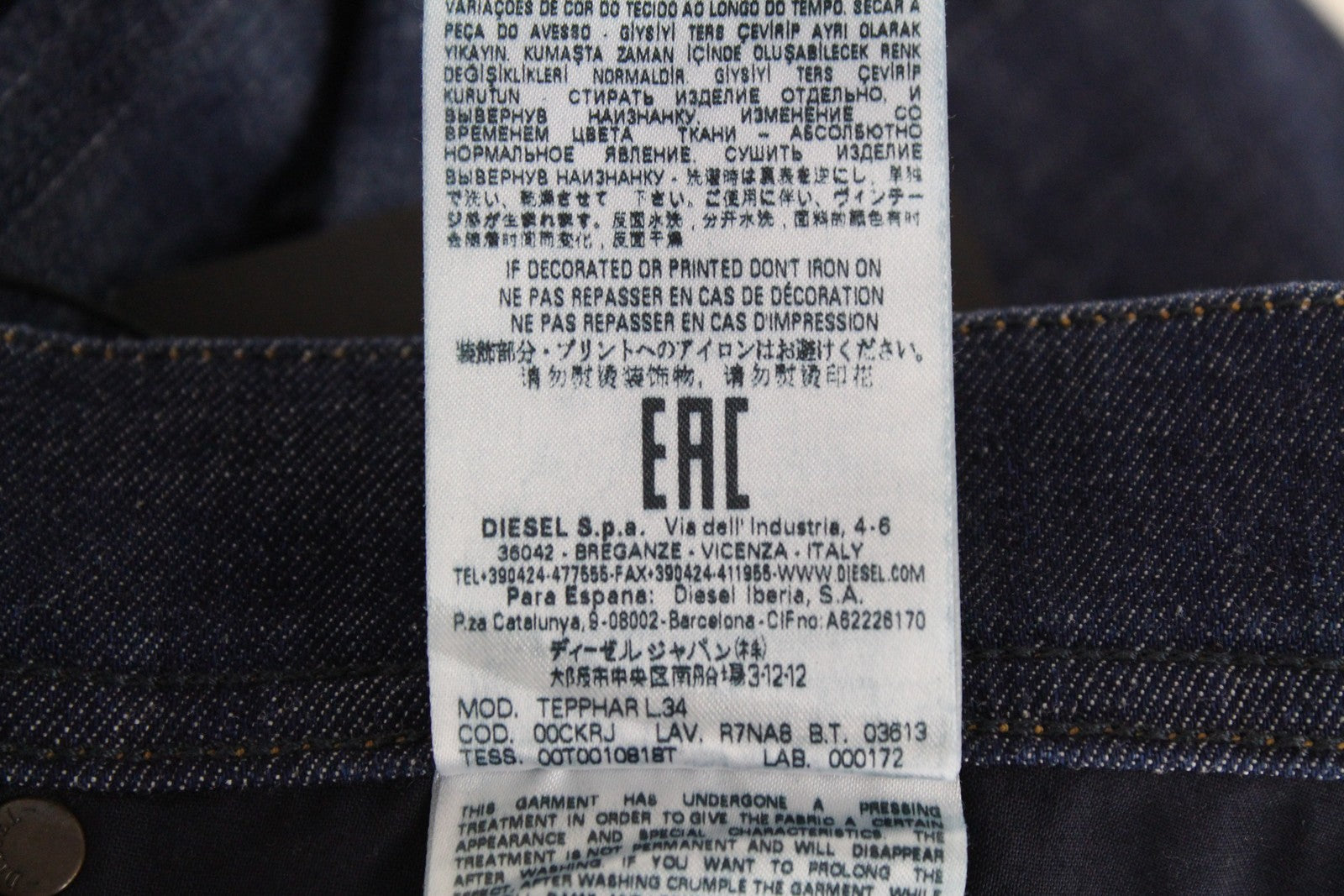 DIESEL Tepphar R7NA8 vyriški džinsai W30 L34 Slim Ripped Stretch mėlyni džinsai 