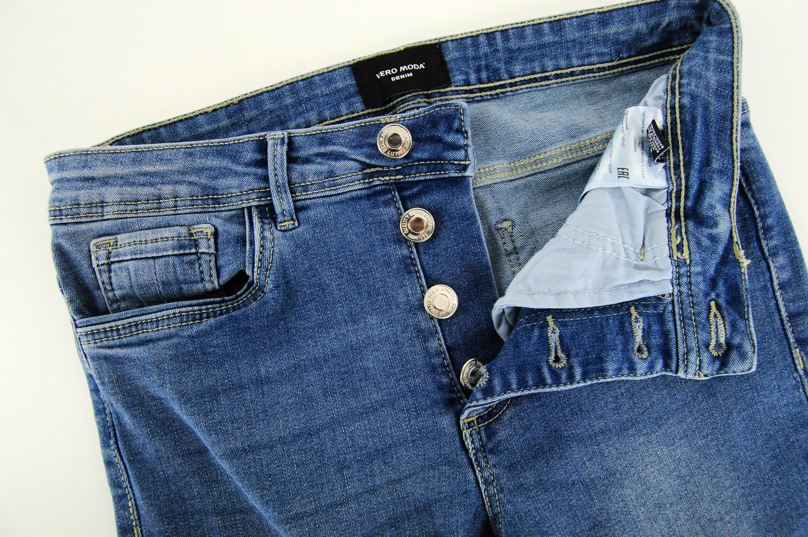 VERO MODA moteriški džinsai S dydis, mėlyni, aptempti, tamprūs, medvilnės mišinio, skalbti 