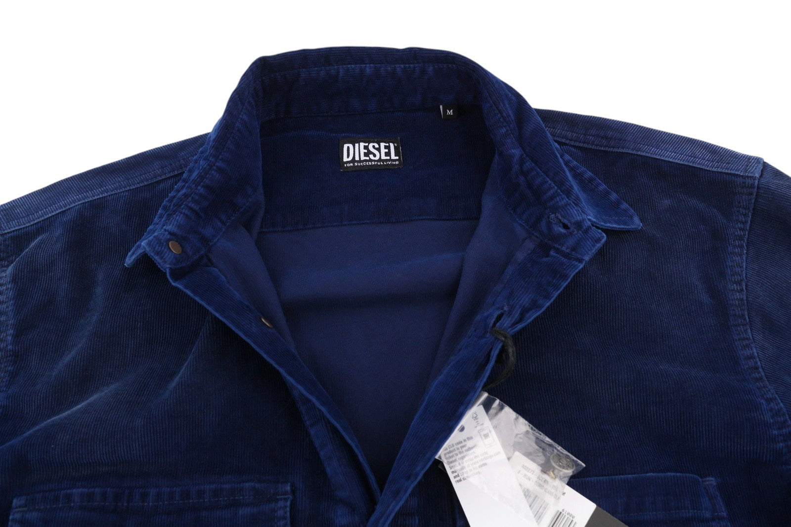 DIESEL vyriški marškinėliai S-Bun-Cord, M dydžio, skalbtos mėlynos spalvos, storai išskleidžiamos sagties. Rekomenduojama kaina – 175 €. 