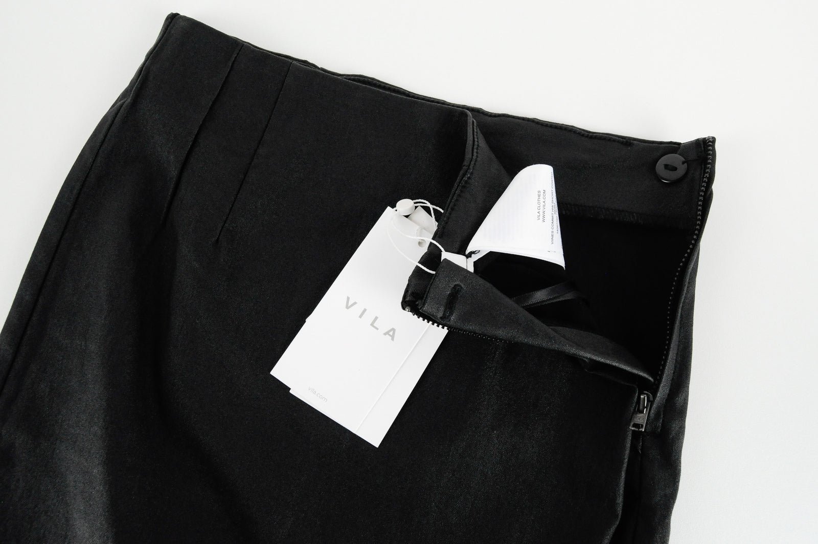 VILA Viines Commit Women Skirt XS Black Coated Zipped Short Stretch Fitted