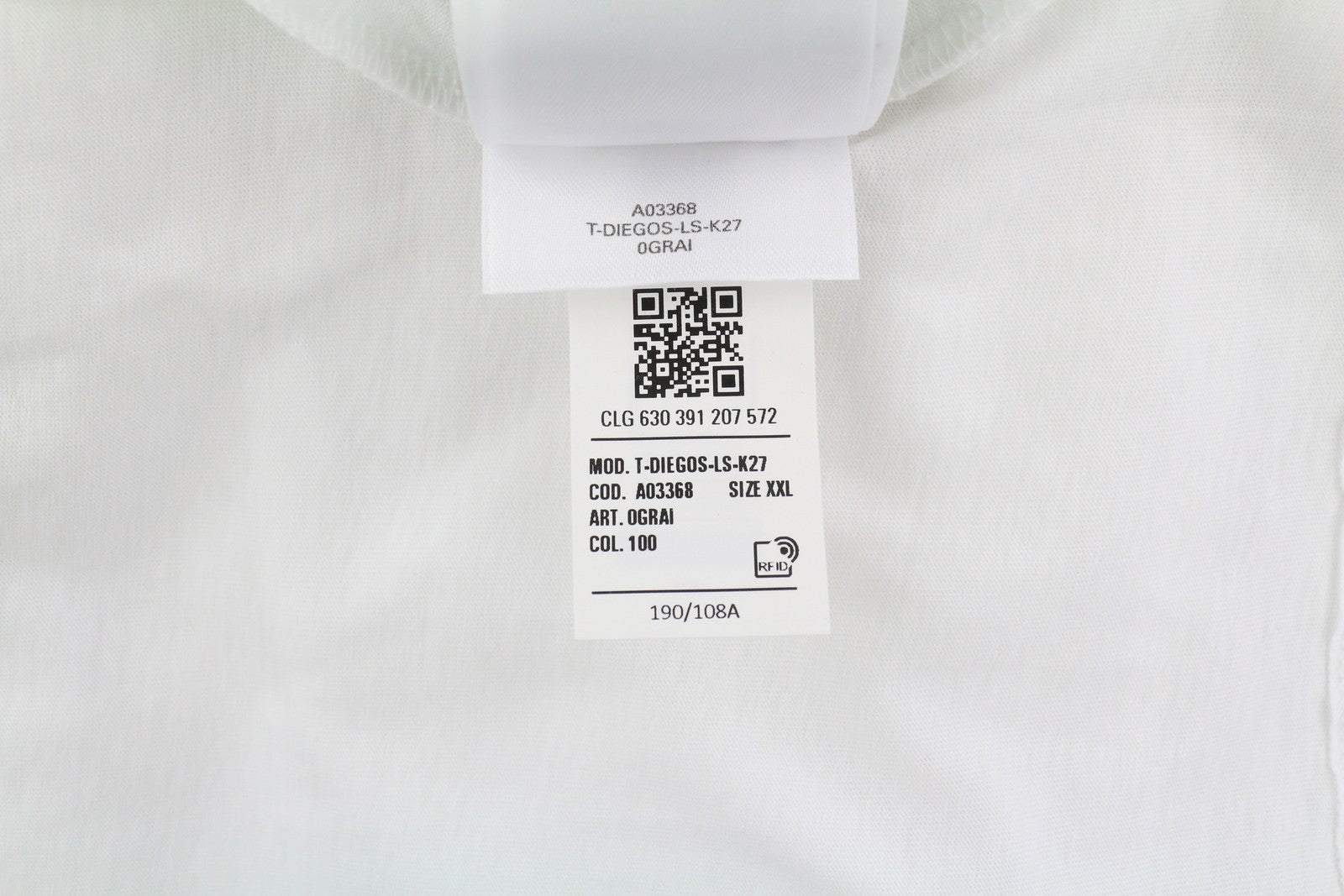 DIESEL T-Diegos-LS-K27 vyriški marškinėliai su ilgomis rankovėmis, 2XL dydžio, balti, apvalios iškirptės, trikotažo logotipu. 