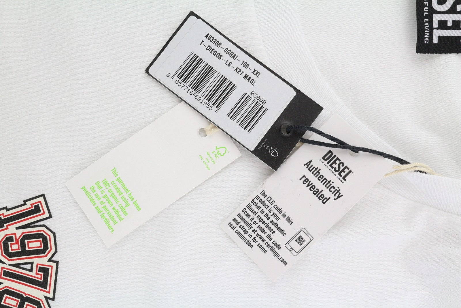 DIESEL T-Diegos-LS-K27 vyriški marškinėliai su ilgomis rankovėmis, 2XL dydžio, balti, apvalios iškirptės, trikotažo logotipu. 