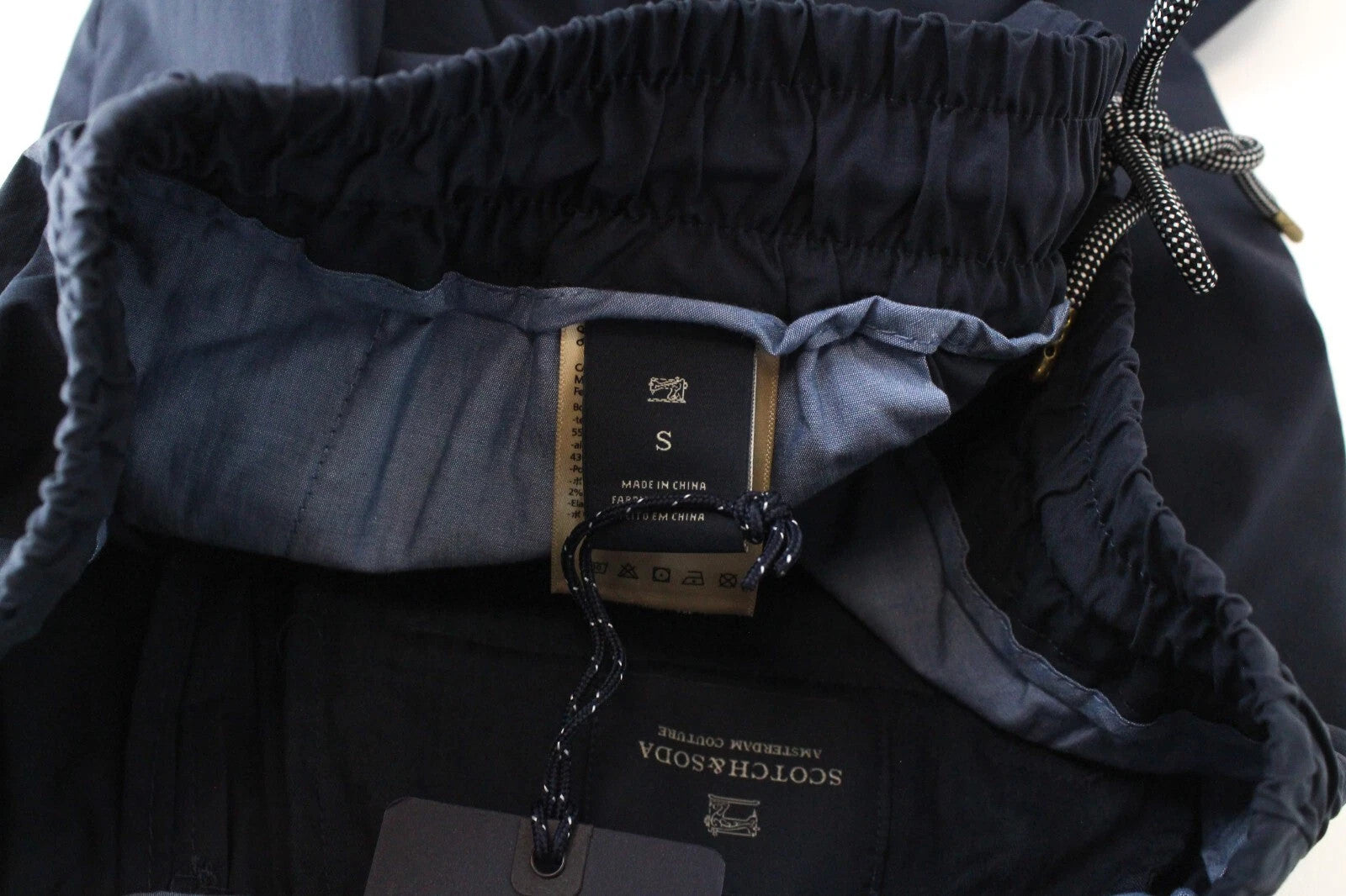 SCOTCH &amp; SODA Ams Couture Navy S tamprūs medvilniniai vyriški šortai 