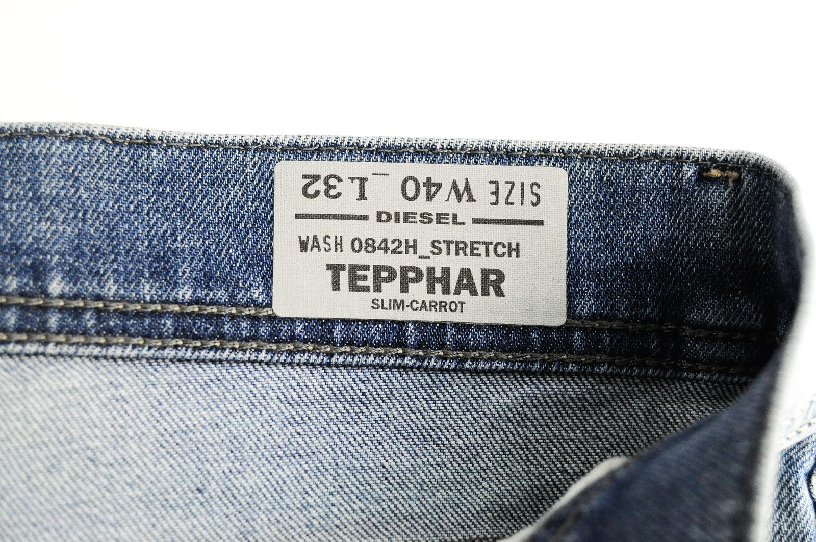 DIESEL Tepphar 0842H vyriški džinsai W40/L32 Slim Carrot Fit mėlyni medvilniniai skalbti džinsai 