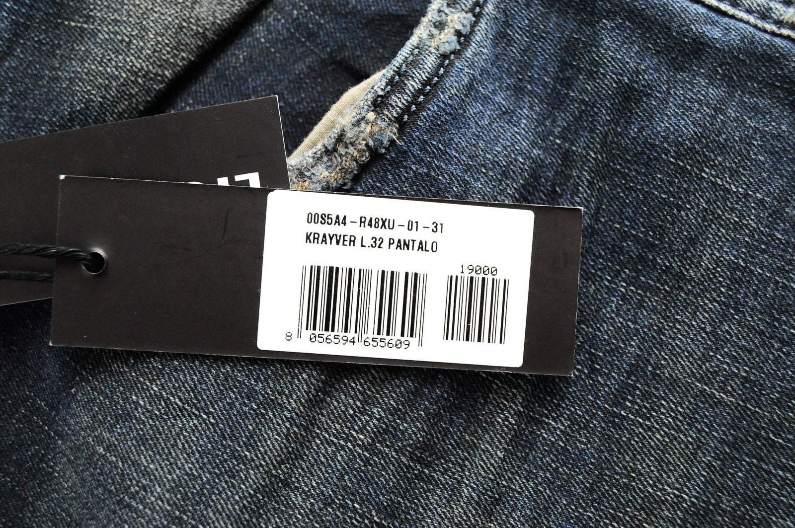 DIESEL Krayver R48XU vyriški džinsai W31/L32 mėlyni skalbti ploni morkų kirpimo medvilniniai džinsai 