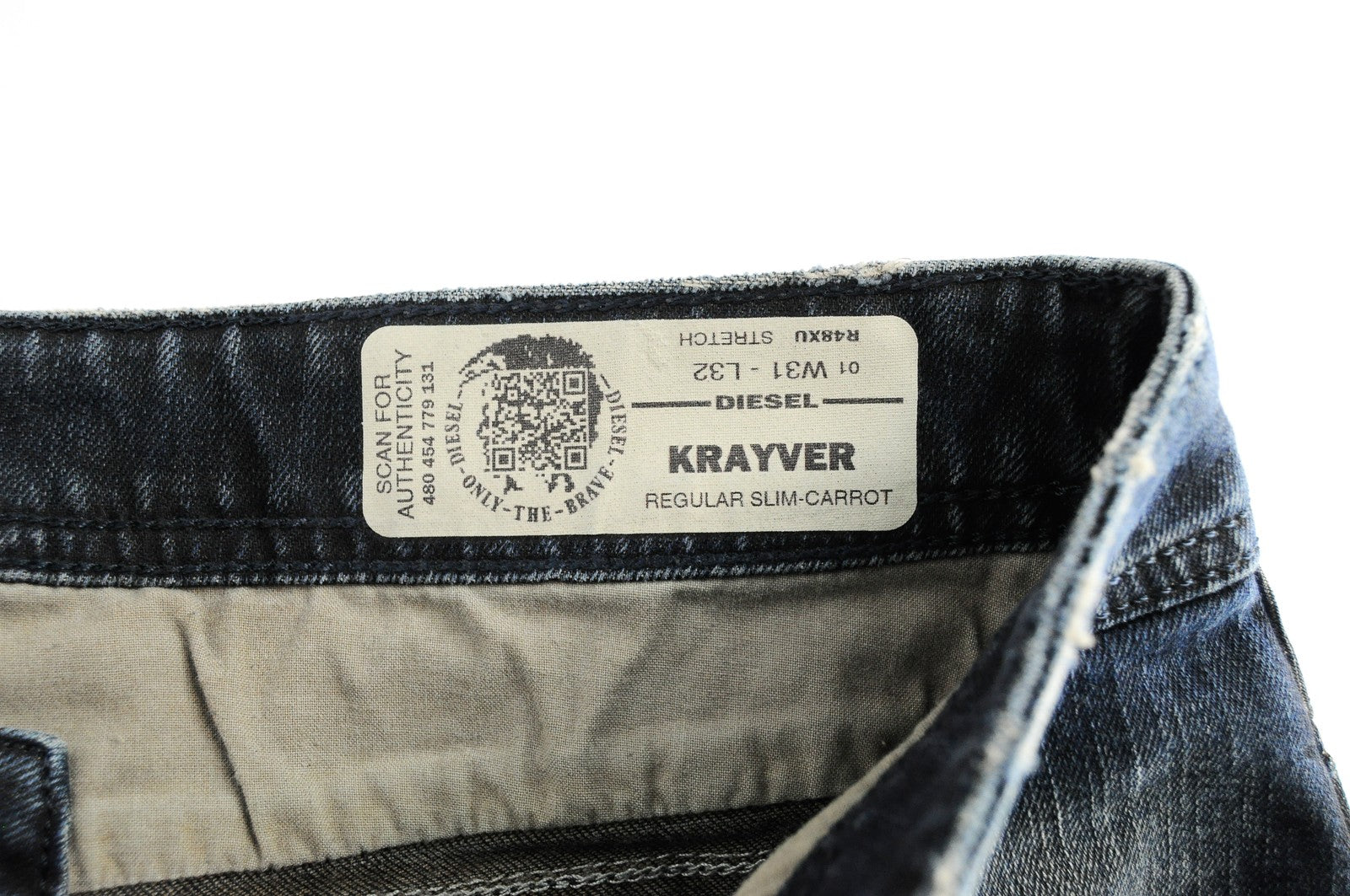 DIESEL Krayver R48XU vyriški džinsai W31/L32 mėlyni skalbti ploni morkų kirpimo medvilniniai džinsai 