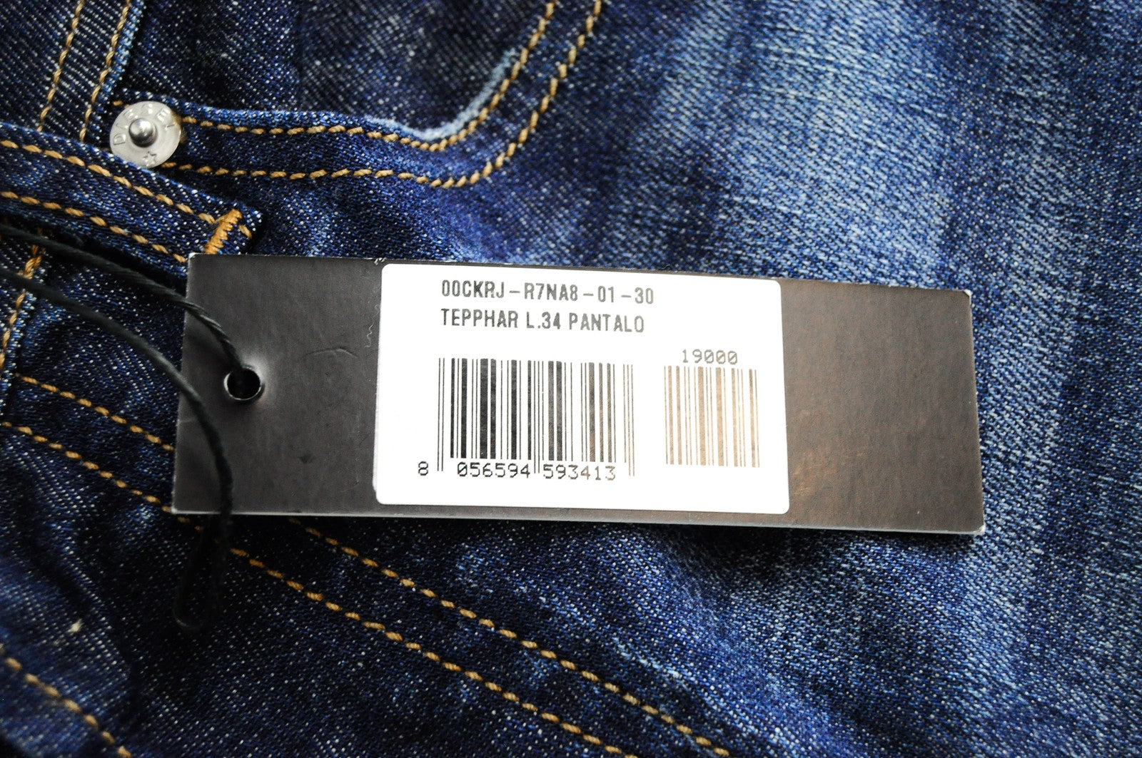 DIESEL Tepphar R7NA8 vyriški džinsai W30/L34 Slim Carrot Fit mėlyni medvilniniai laisvalaikio stiliaus skalbiniai 