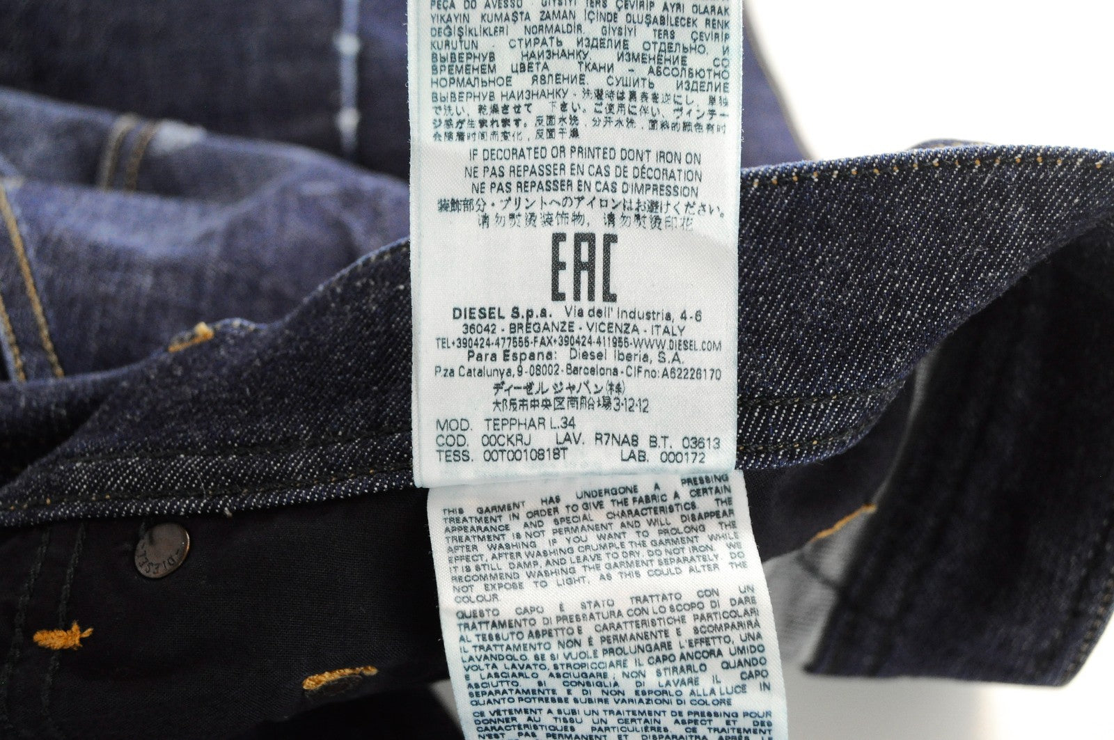 DIESEL Tepphar R7NA8 vyriški džinsai W30/L34 Slim Carrot Fit mėlyni medvilniniai laisvalaikio stiliaus skalbiniai 