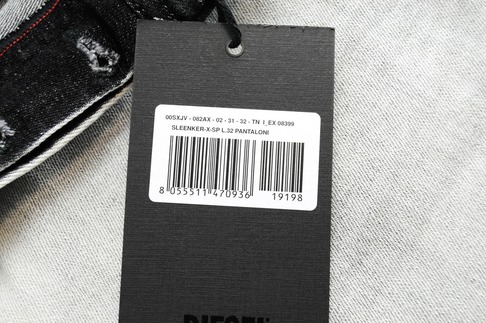 DIESEL Sleenker-X-SP 082AX vyriški džinsai W31/L32 skalbtos pilkos spalvos, ploni, tamprūs. 