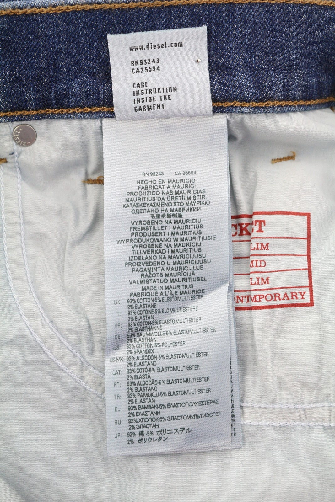 DIESEL 2019 D-Strukt 0DQAE vyriški džinsai W32/L30 Slim Fade Effect Denim, rekomenduojama kaina 175 € 