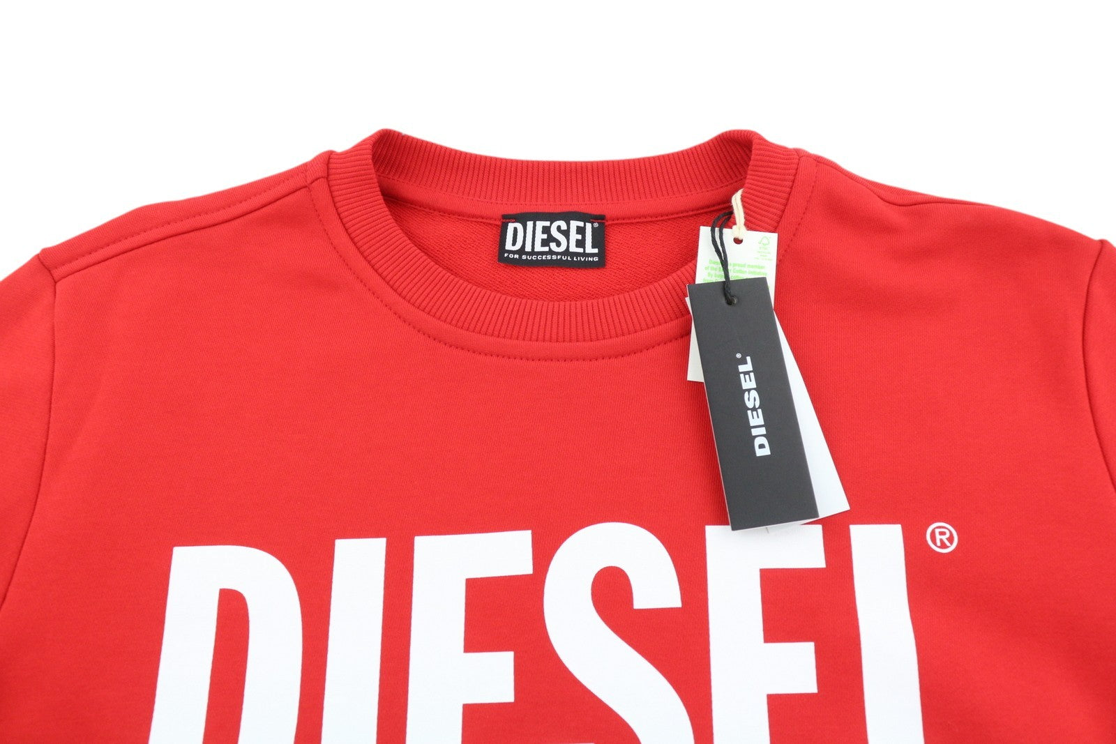 DIESEL S-Girk-Ecologo vyriškas džemperis M, raudonas, megztinis su apvalia kaklo iškirpte ir logotipu priekyje, rekomenduojama kaina – 125 € 