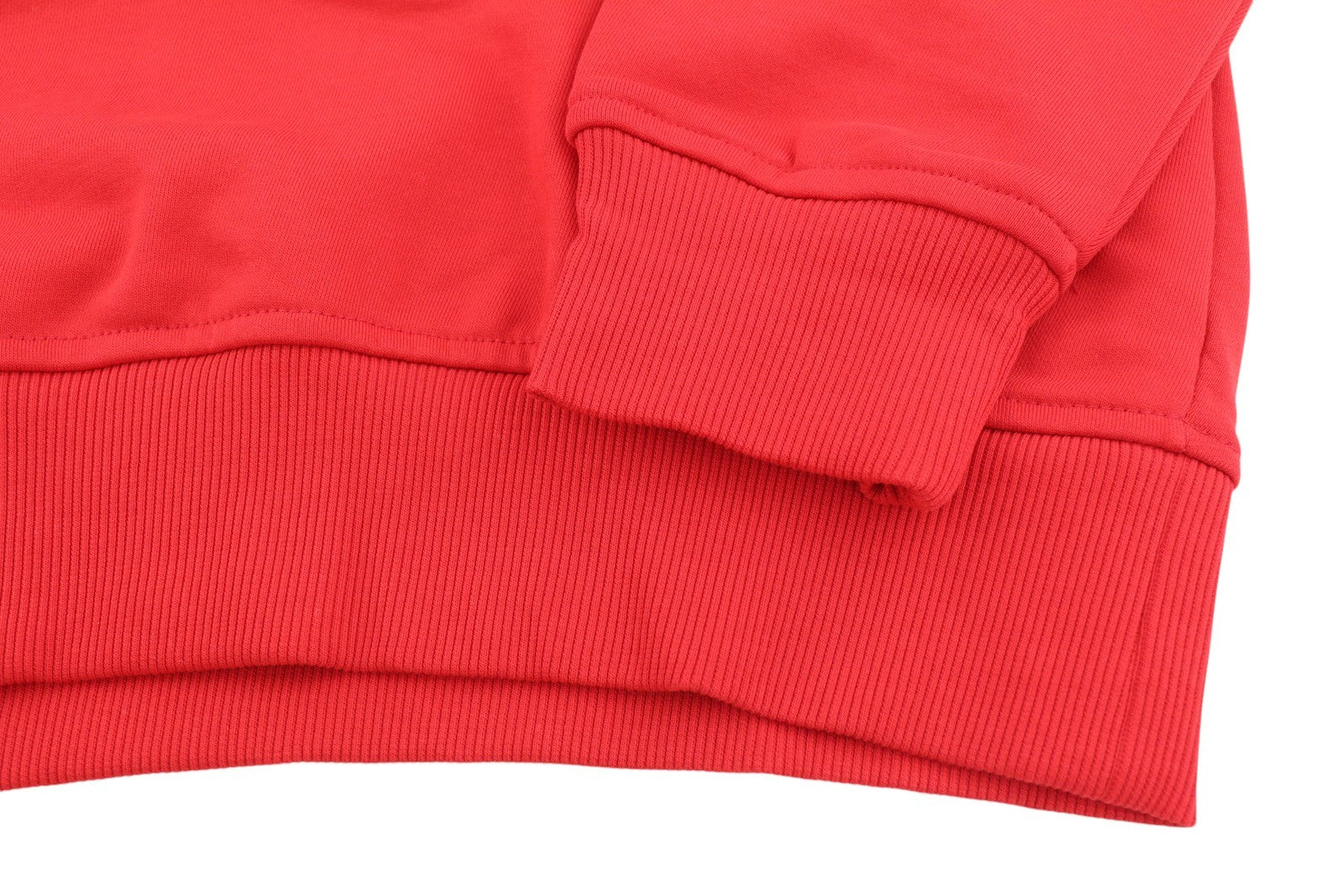 DIESEL S-Girk-Ecologo vyriškas džemperis M, raudonas, megztinis su apvalia kaklo iškirpte ir logotipu priekyje, rekomenduojama kaina – 125 € 