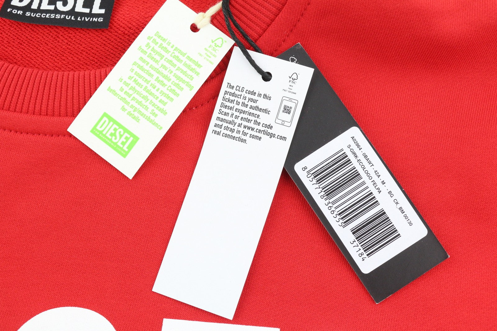 DIESEL S-Girk-Ecologo vyriškas džemperis M, raudonas, megztinis su apvalia kaklo iškirpte ir logotipu priekyje, rekomenduojama kaina – 125 € 