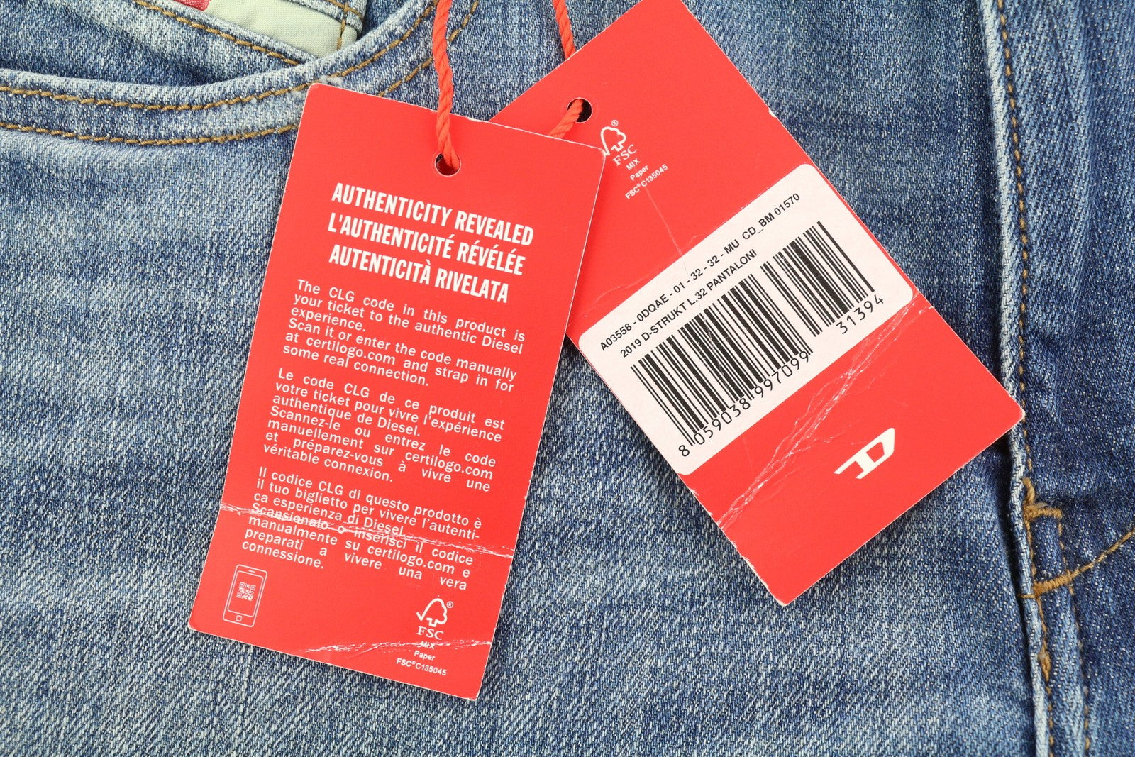 DIESEL 2019 D-Strukt 0DQAE vyriški džinsai W32/L32 Slim Fade Effect Denim, rekomenduojama kaina 175 € 