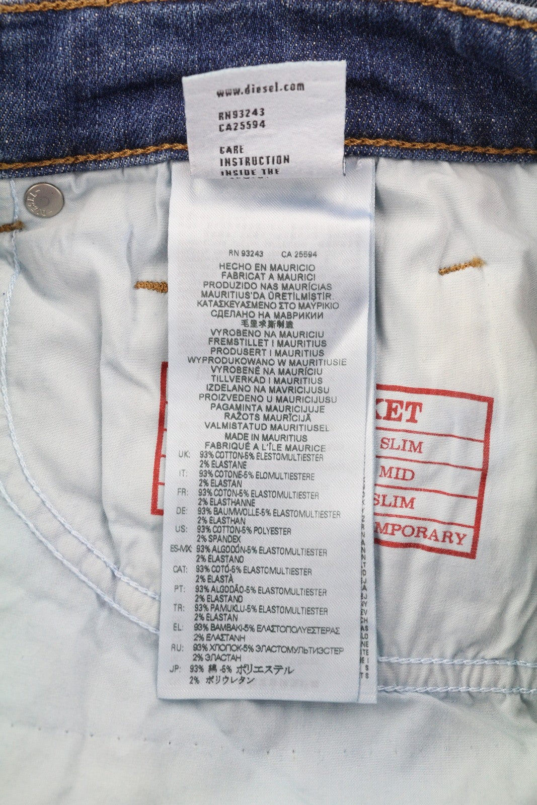 DIESEL 2019 D-Strukt 0DQAE vyriški džinsai W32/L32 Slim Fade Effect Denim, rekomenduojama kaina 175 € 