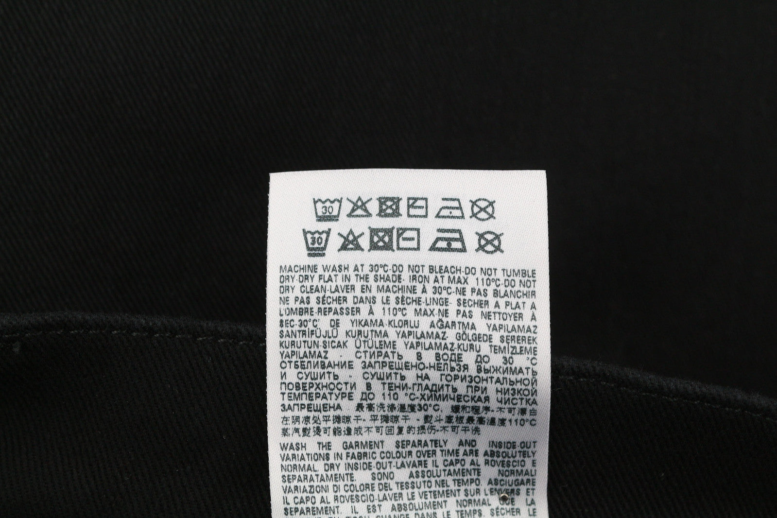 DIESEL D-Fining 0688H vyriški džinsai W33/L34, juodi, su sagomis, siaurėjantys, tamprūs. 