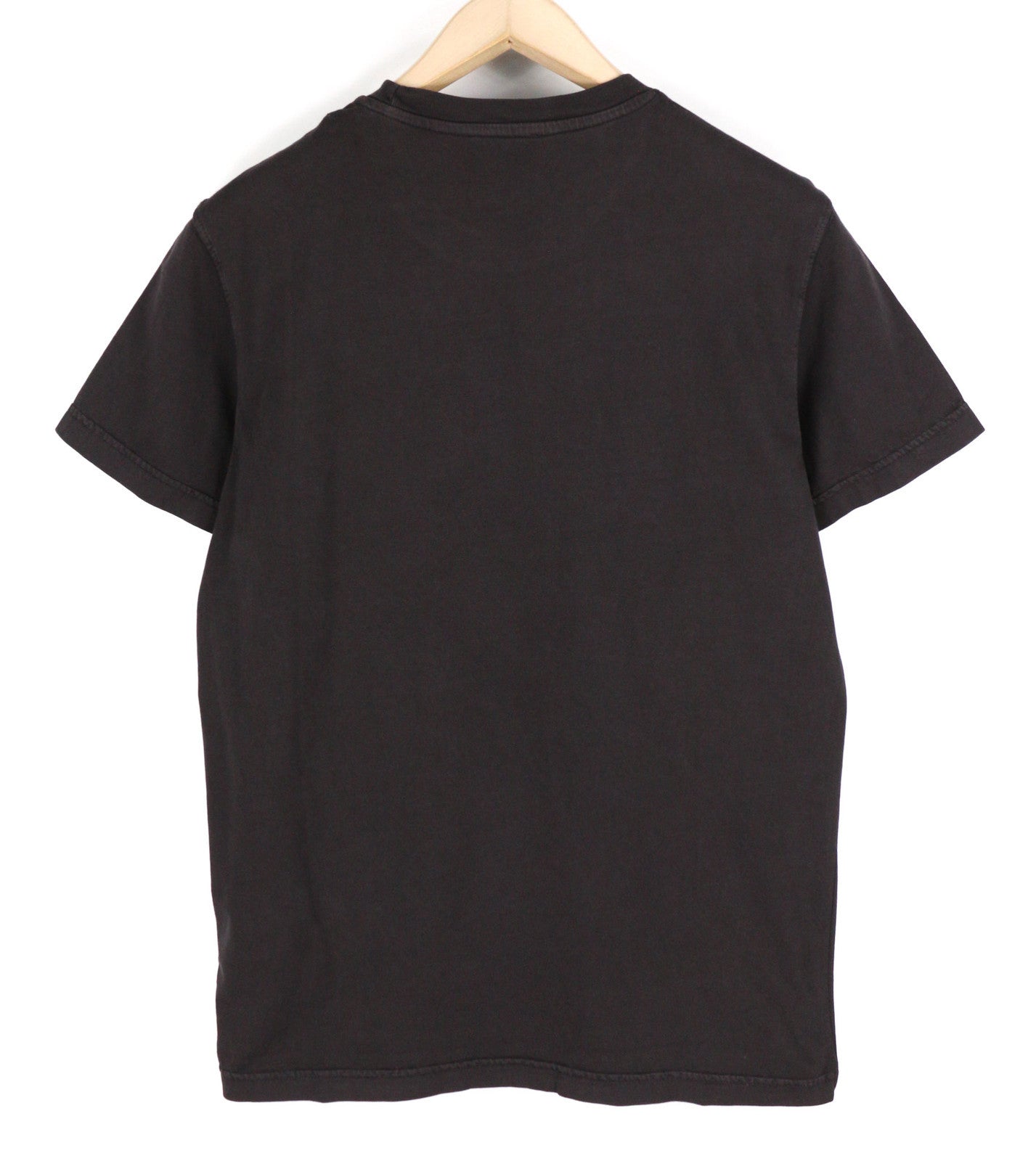 DIESEL T-Diegor-C16 vyriški marškinėliai M su trumpomis rankovėmis, apvalia kaklo iškirpte, su logotipu ir tamsiai mėlyna spalva. Rekomenduojama kaina – 70 €. 