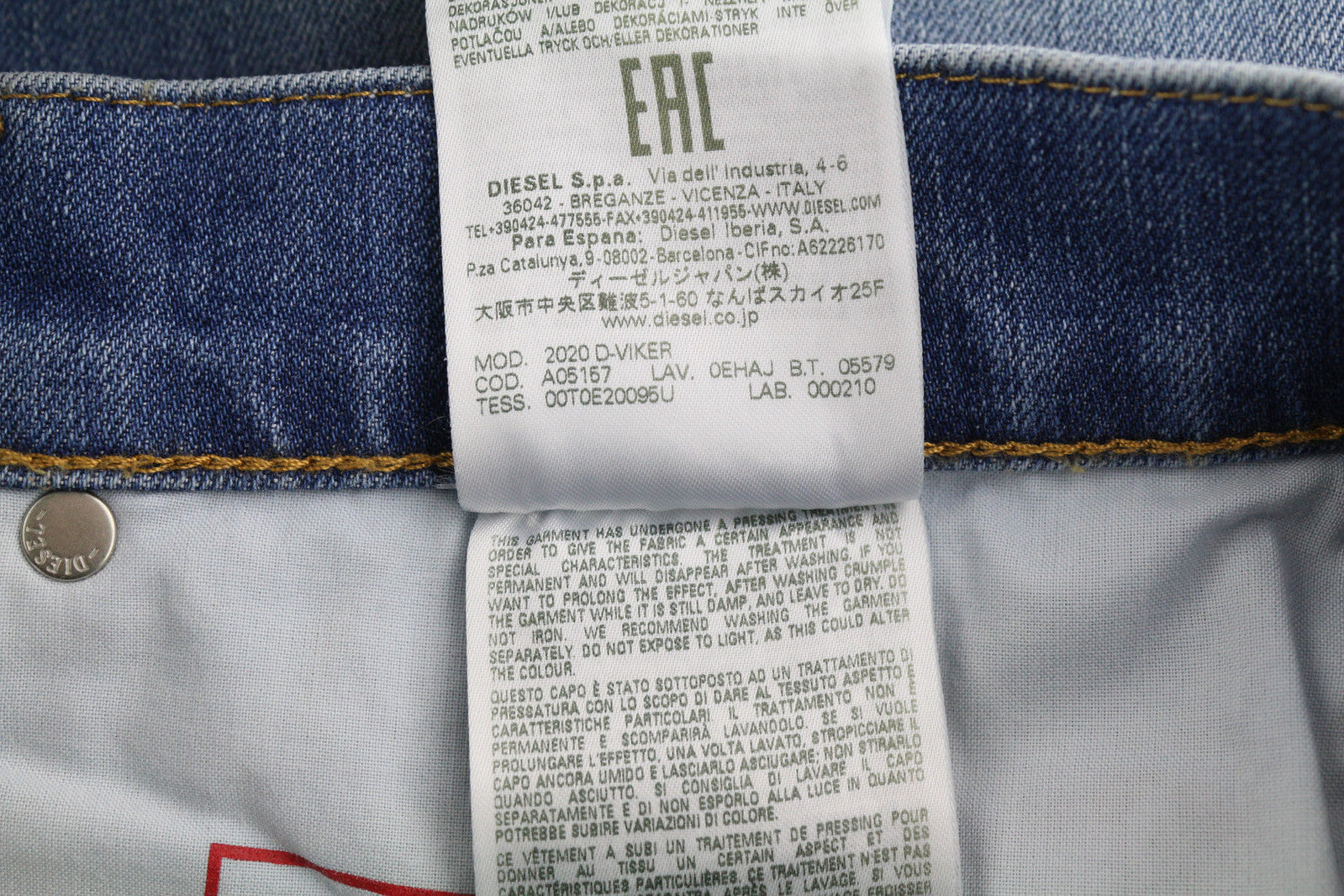 DIESEL 2020 D-Viker 0EHAJ vyriški džinsai W32/L30 vidutinio juosmens, įprasto kirpimo, tiesios klešnės 