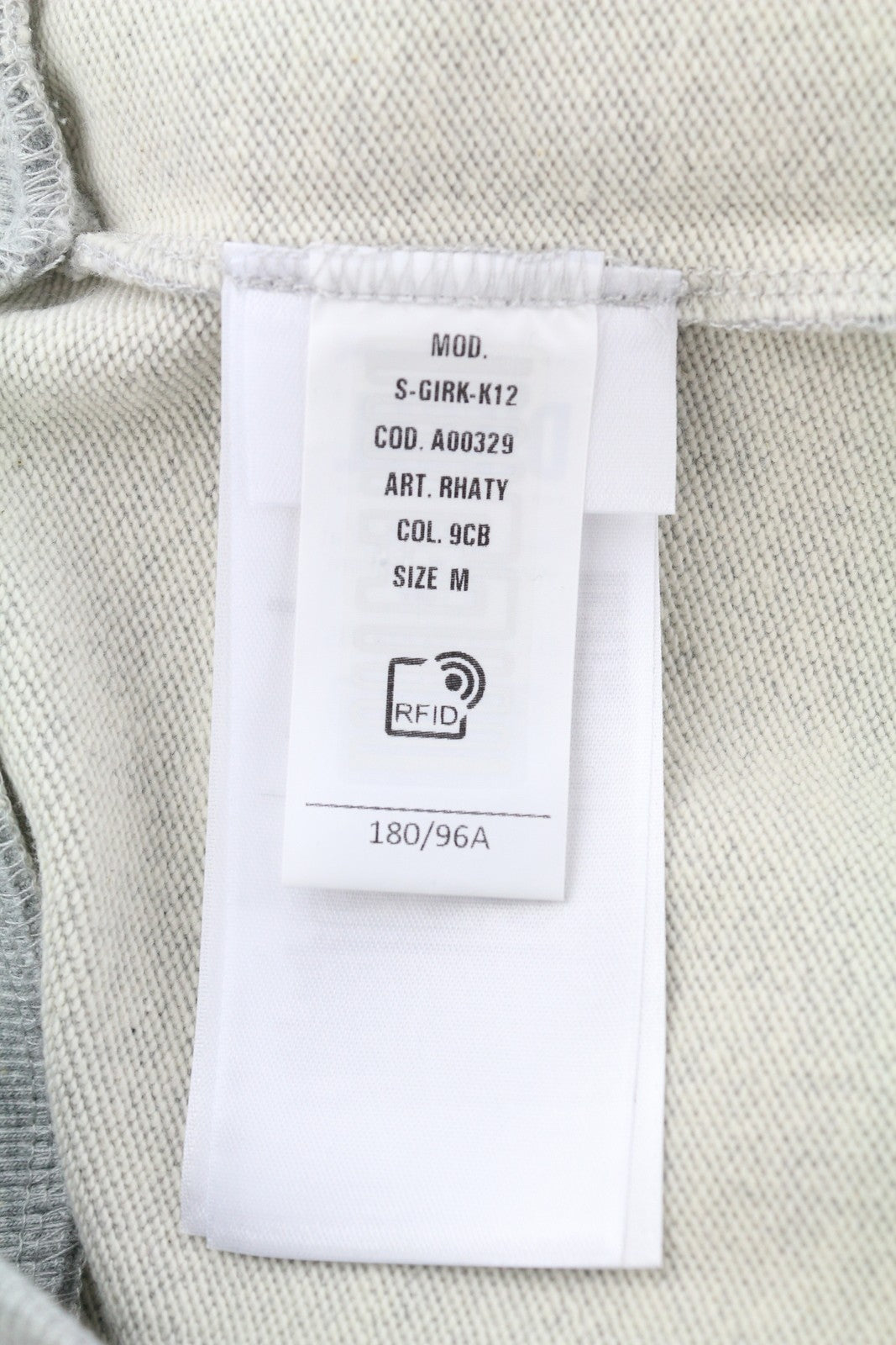 DIESEL S-Girk-K12 vyriškas džemperis M melanžo pilkos spalvos su apvalia kaklo iškirpte ir logotipu, rekomenduojama kaina – 100 € 