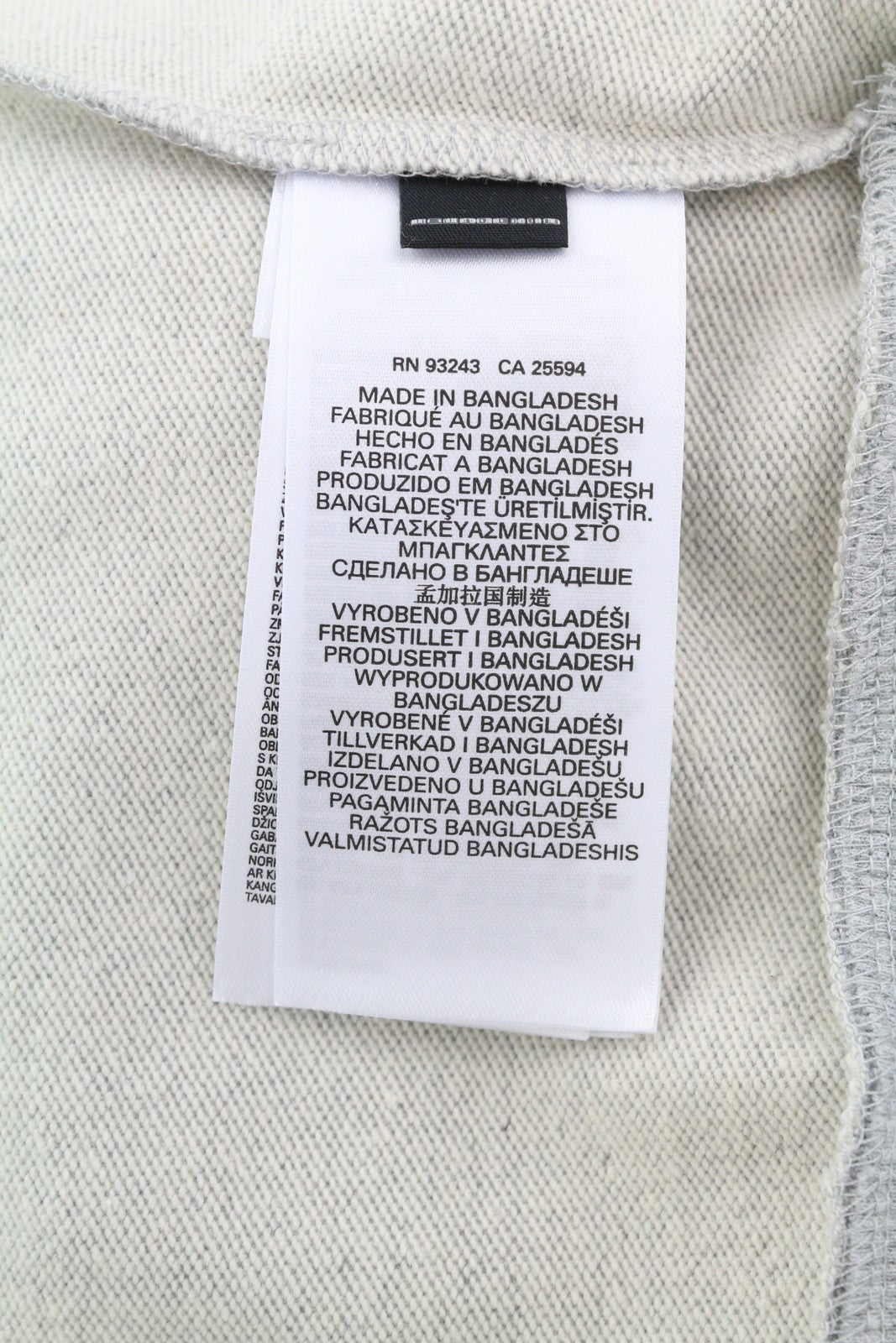 DIESEL S-Girk-K12 vyriškas džemperis M melanžo pilkos spalvos su apvalia kaklo iškirpte ir logotipu, rekomenduojama kaina – 100 € 