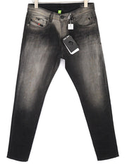 DIESEL D-Strukt Jogg 09B04 vyriški džinsai W30 Slim Fit tamprūs skalbtos juodos spalvos, rekomenduojama kaina 295 € 