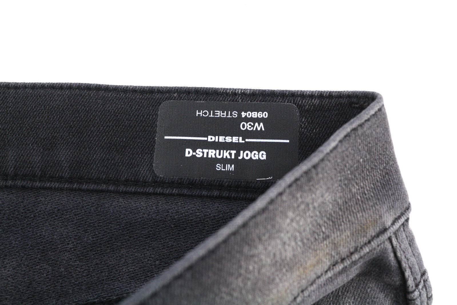 DIESEL D-Strukt Jogg 09B04 vyriški džinsai W30 Slim Fit tamprūs skalbtos juodos spalvos, rekomenduojama kaina 295 € 