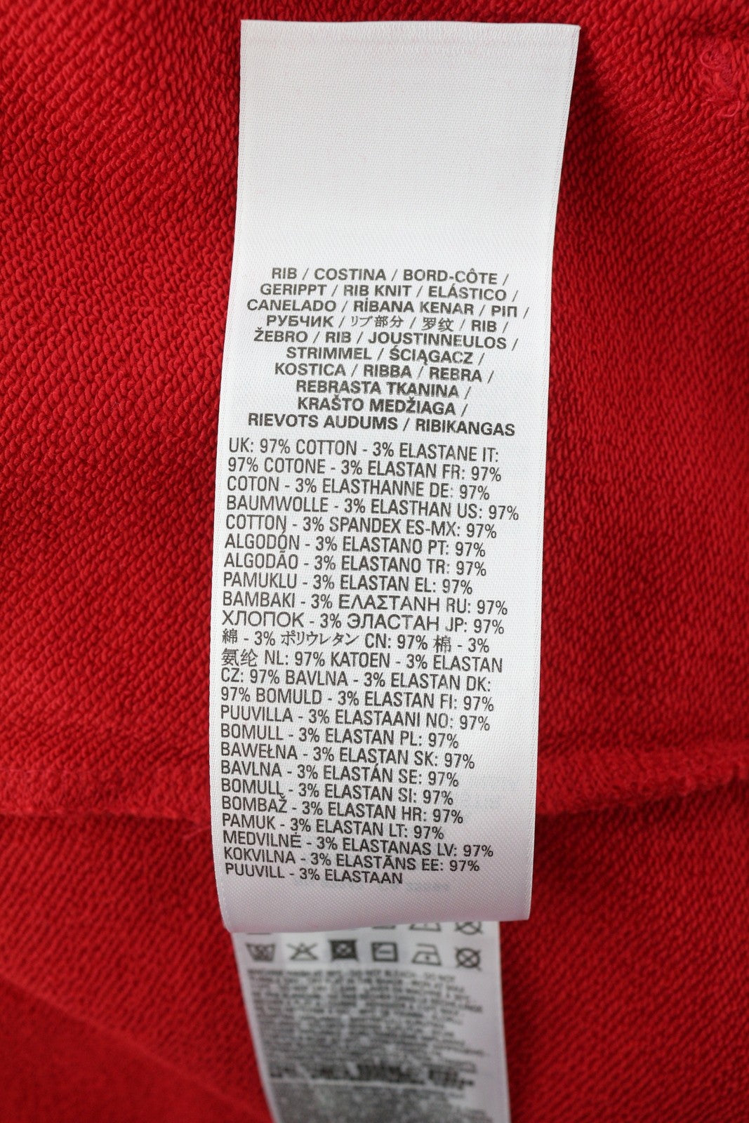 DIESEL S-Ginn-Hood-E6 vyriškas džemperis su gobtuvu, L dydžio, raudonas, su kengūros kišene. Rekomenduojama kaina – 175 €. 