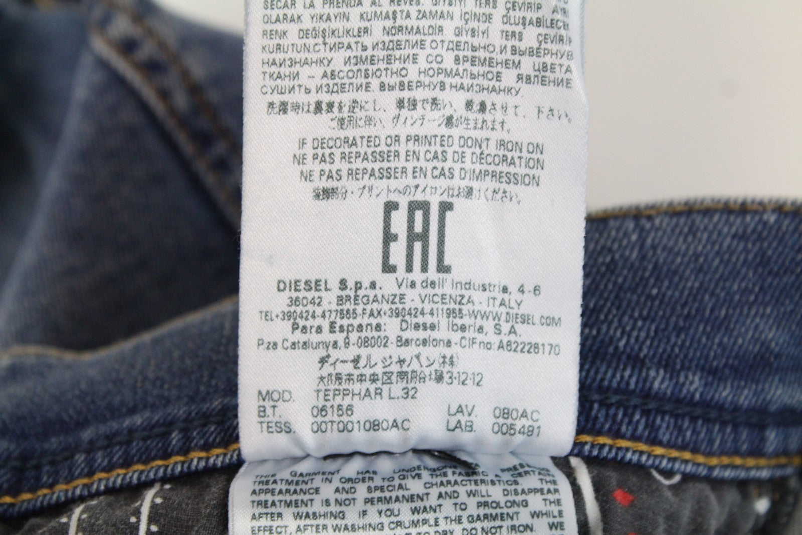 DIESEL Tepphar 080AC vyriški džinsai W27/L32 Slim morkų mėlynos spalvos, tamprios, plėšytos medvilnės 
