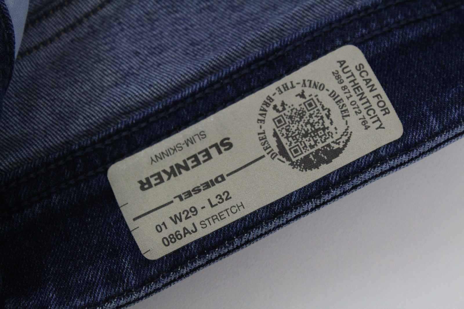 DIESEL Sleenker 086AJ vyriški džinsai W29/L32 Slim Skinny mėlyni, tamprūs medvilniniai džinsai 