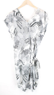 DENHAM moteriška 2XS suknelė balta raštuota trumpomis rankovėmis V formos iškirpte 2 viename 