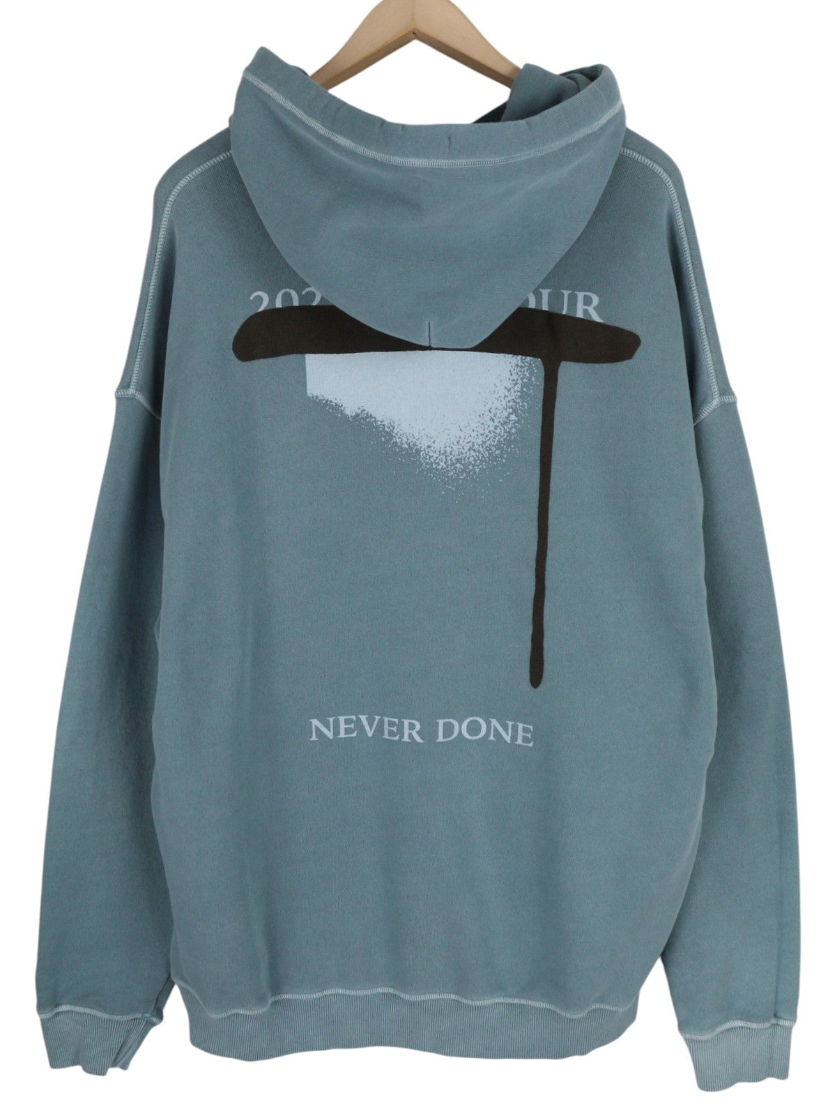 DIESEL S-Ummer-C1 vyriškas džemperis su gobtuvu, 2XL dydžio, skalbtos mėlynos spalvos, su didelėmis kengūros kišenėmis. Rekomenduojama kaina – 250 €. 